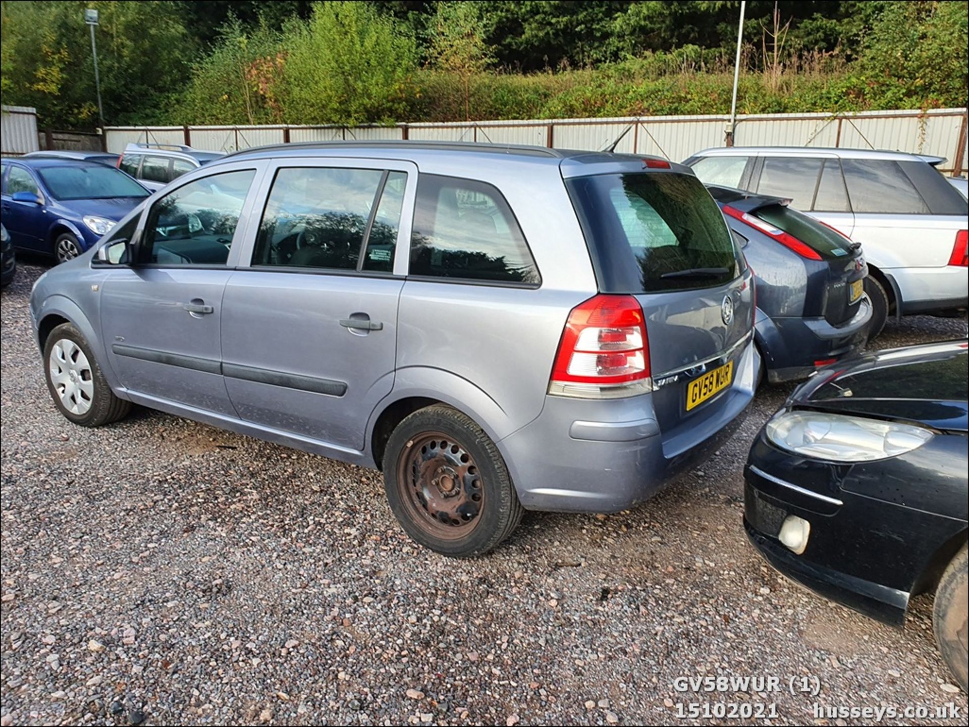 09/58 VAUXHALL ZAFIRA LIFE - 1598cc 5dr MPV (Silver, 117k) - Image 2 of 16