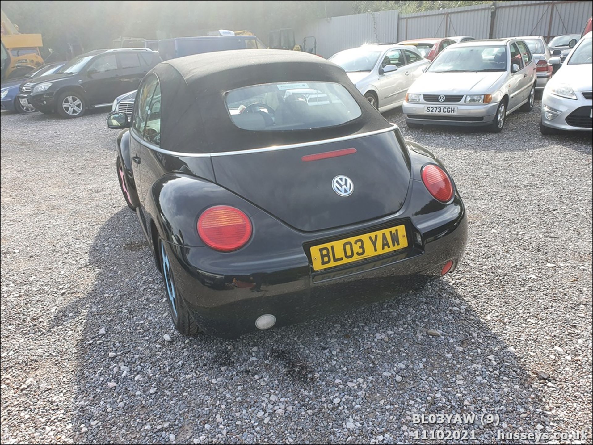 03/03 VOLKSWAGEN BEETLE CABRIOLET - 1595cc 2dr Convertible (Black, 109k) - Image 9 of 17