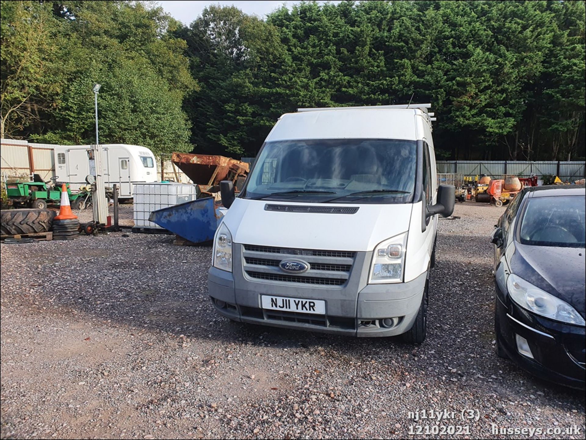 11/11 FORD TRANSIT 85 T280M FWD - 2198cc 2dr Van (White, 110k) - Image 4 of 12