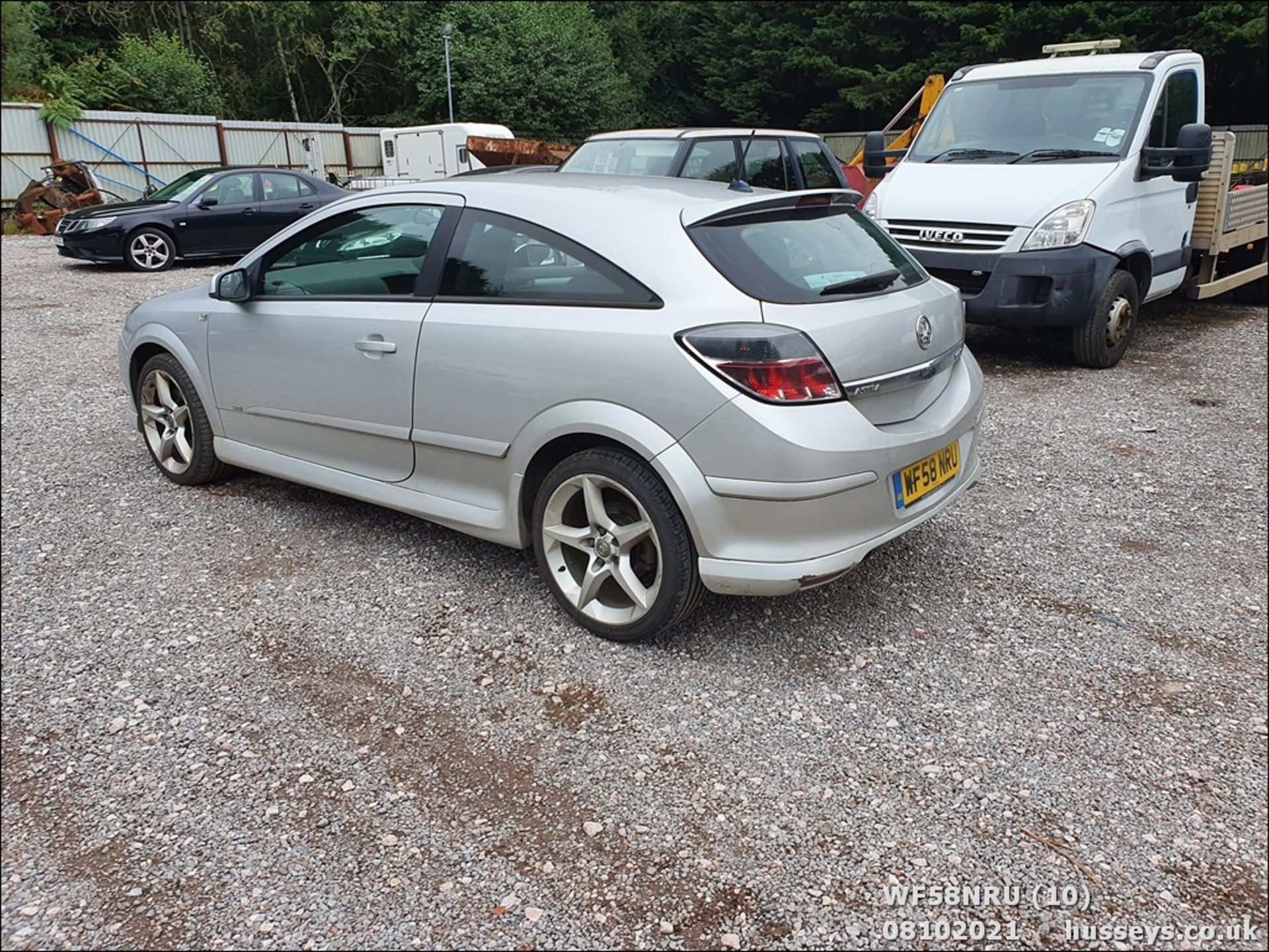 08/58 VAUXHALL ASTRA SRI+CDTI 150 - 1910cc 3dr Hatchback (Silver, 106k) - Image 10 of 20