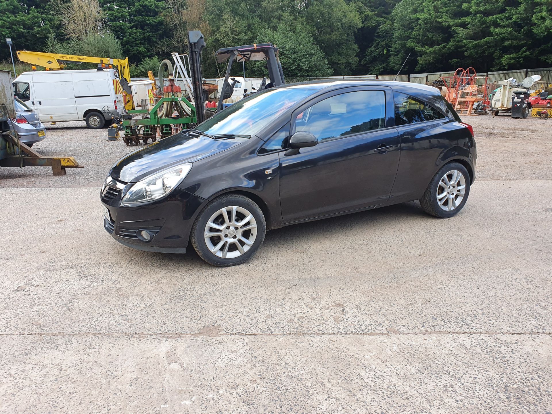 10/60 VAUXHALL CORSA SXI - 1398cc 3dr Hatchback (Black, 78k) - Image 9 of 26