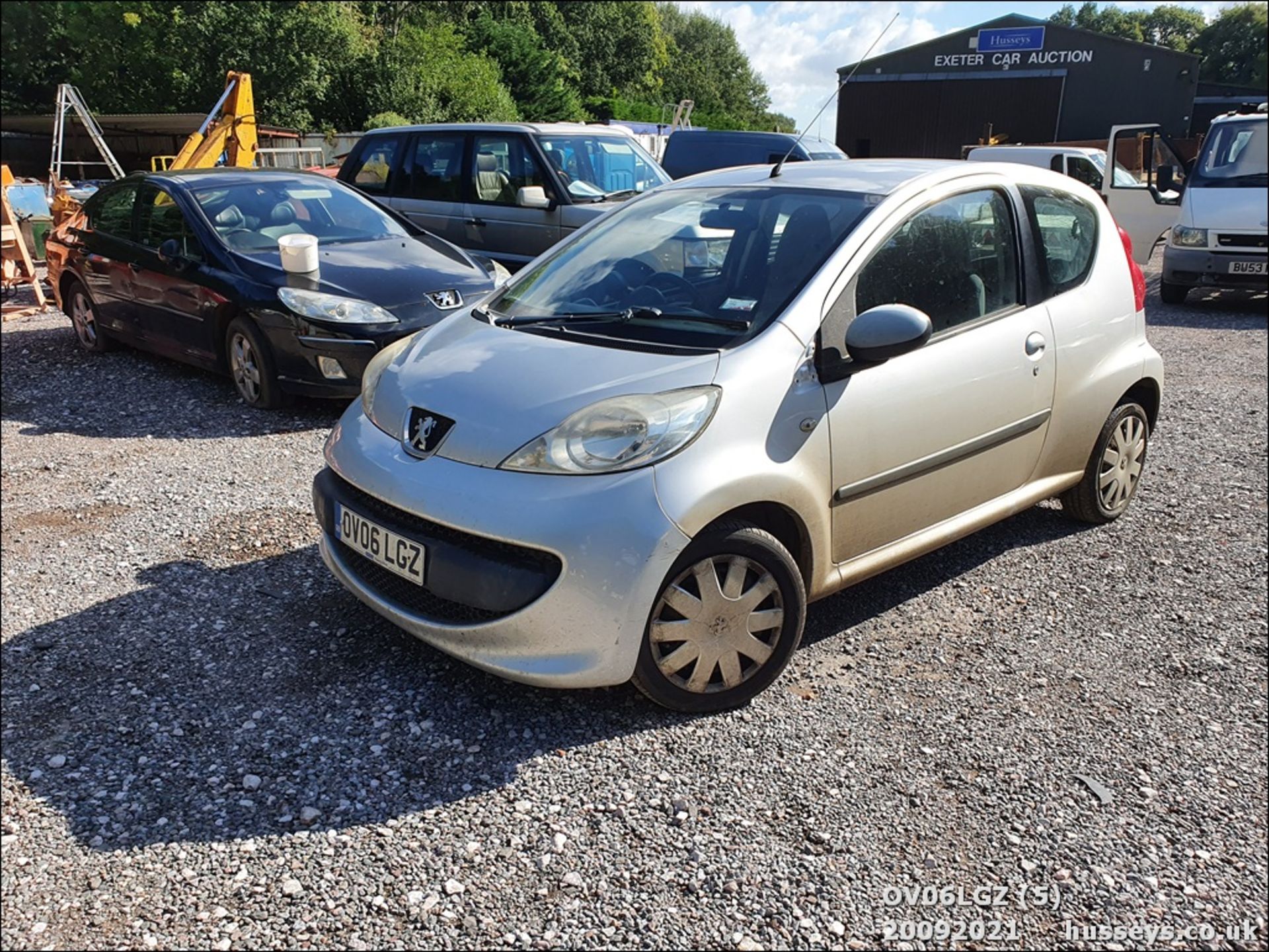 06/06 PEUGEOT 107 URBAN - 998cc 3dr Hatchback (Silver) - Image 5 of 20