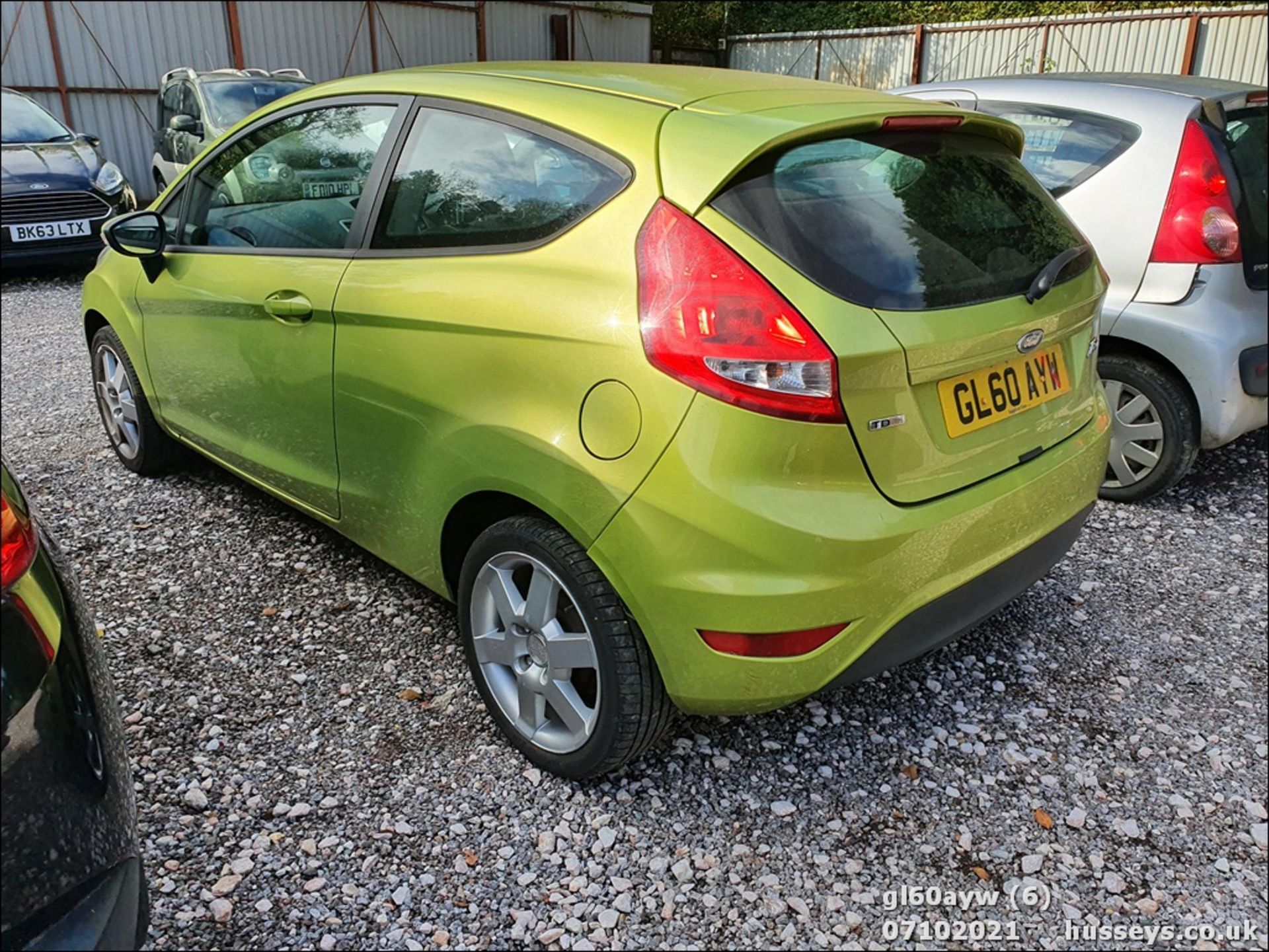 10/60 FORD FIESTA EDGE TDCI 68 - 1399cc 3dr Hatchback (Green, 110k) - Image 6 of 14