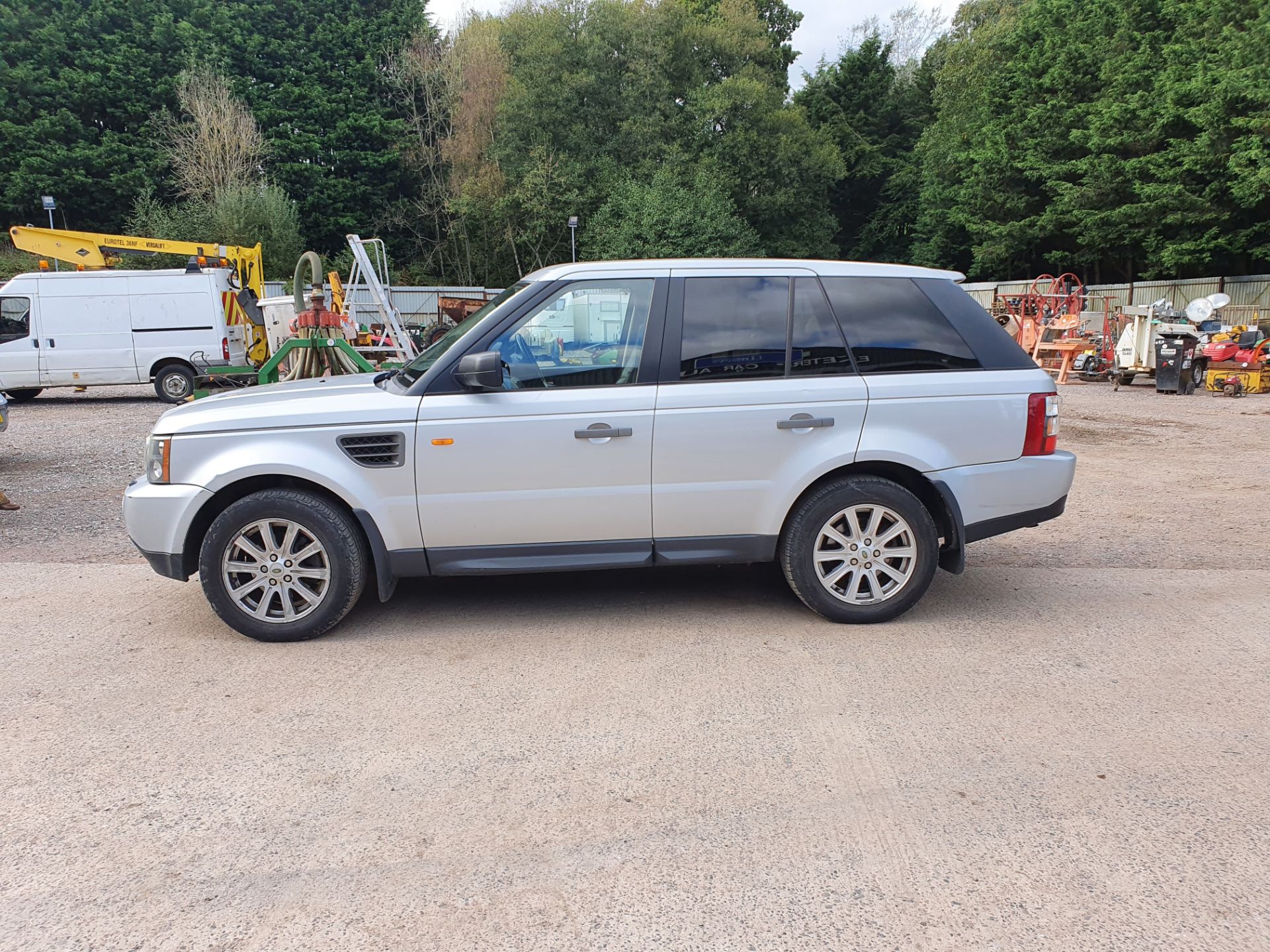 07/07 LAND ROVER RANGE ROVER SP SE TDV6 A - 2720cc 5dr Estate (Silver, 100k) - Image 8 of 27