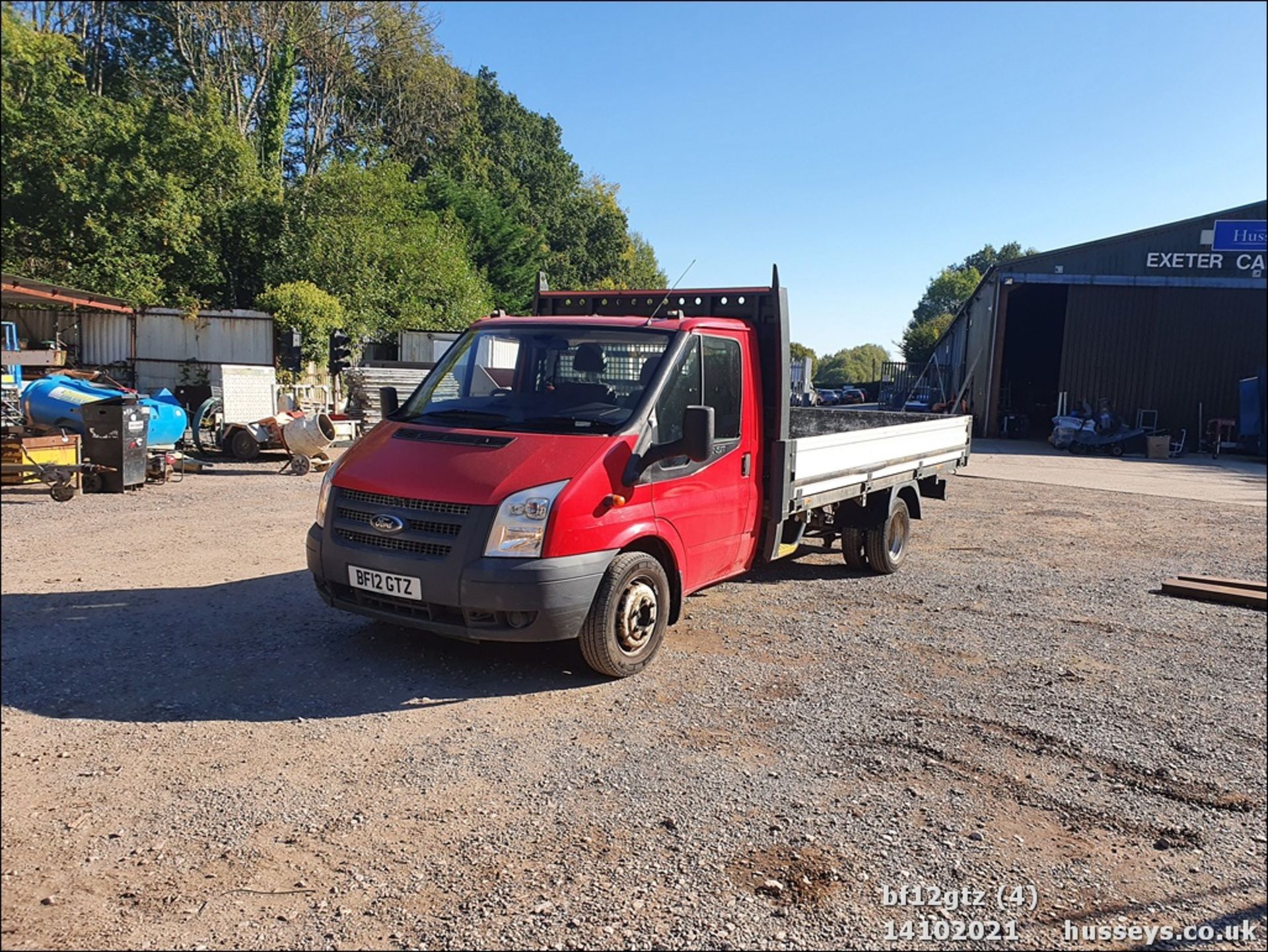 12/12 FORD TRANSIT T350 100 RWD DROPSIDE - 2198cc 2dr (Red) - Image 3 of 18