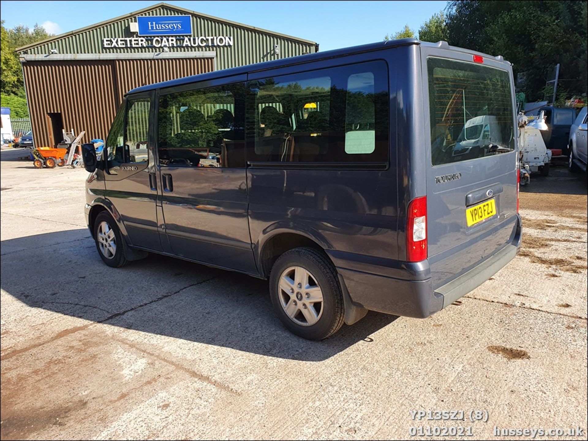 13/13 FORD TRANSIT 125 T280 FWD - 2198cc 5dr MPV (Grey) - Image 17 of 18