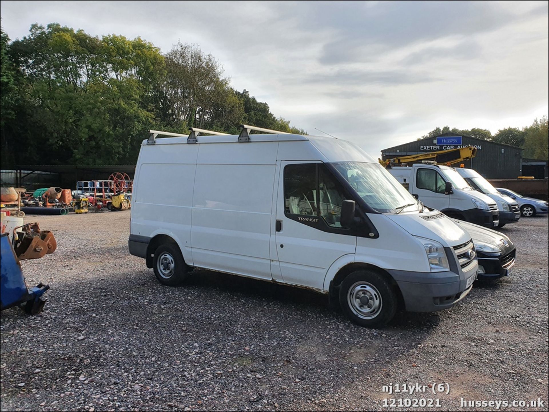 11/11 FORD TRANSIT 85 T280M FWD - 2198cc 2dr Van (White, 110k) - Image 6 of 12