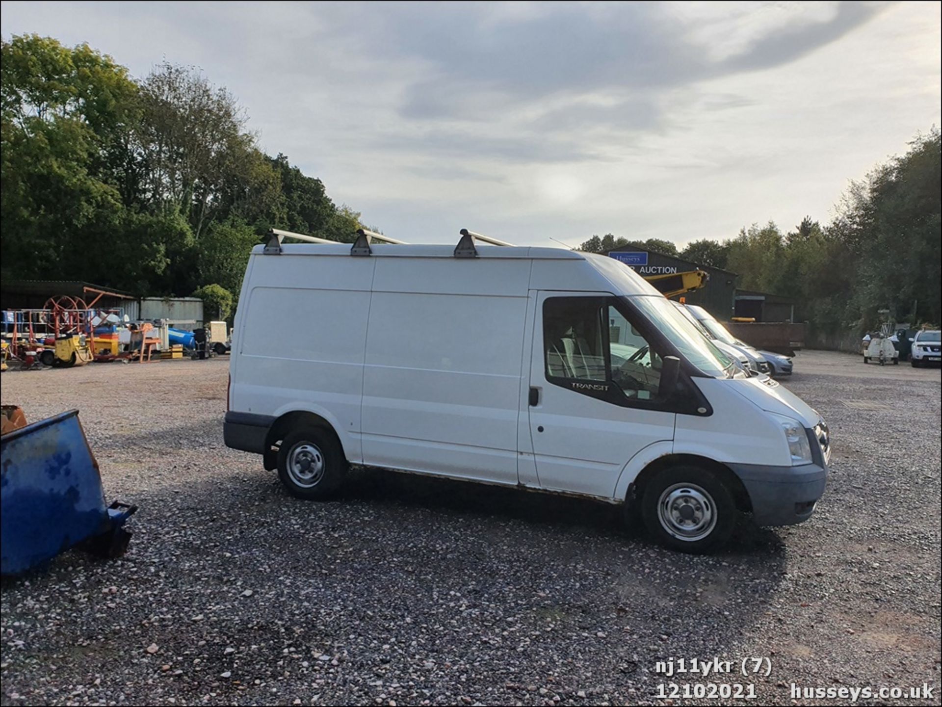 11/11 FORD TRANSIT 85 T280M FWD - 2198cc 2dr Van (White, 110k) - Image 7 of 12