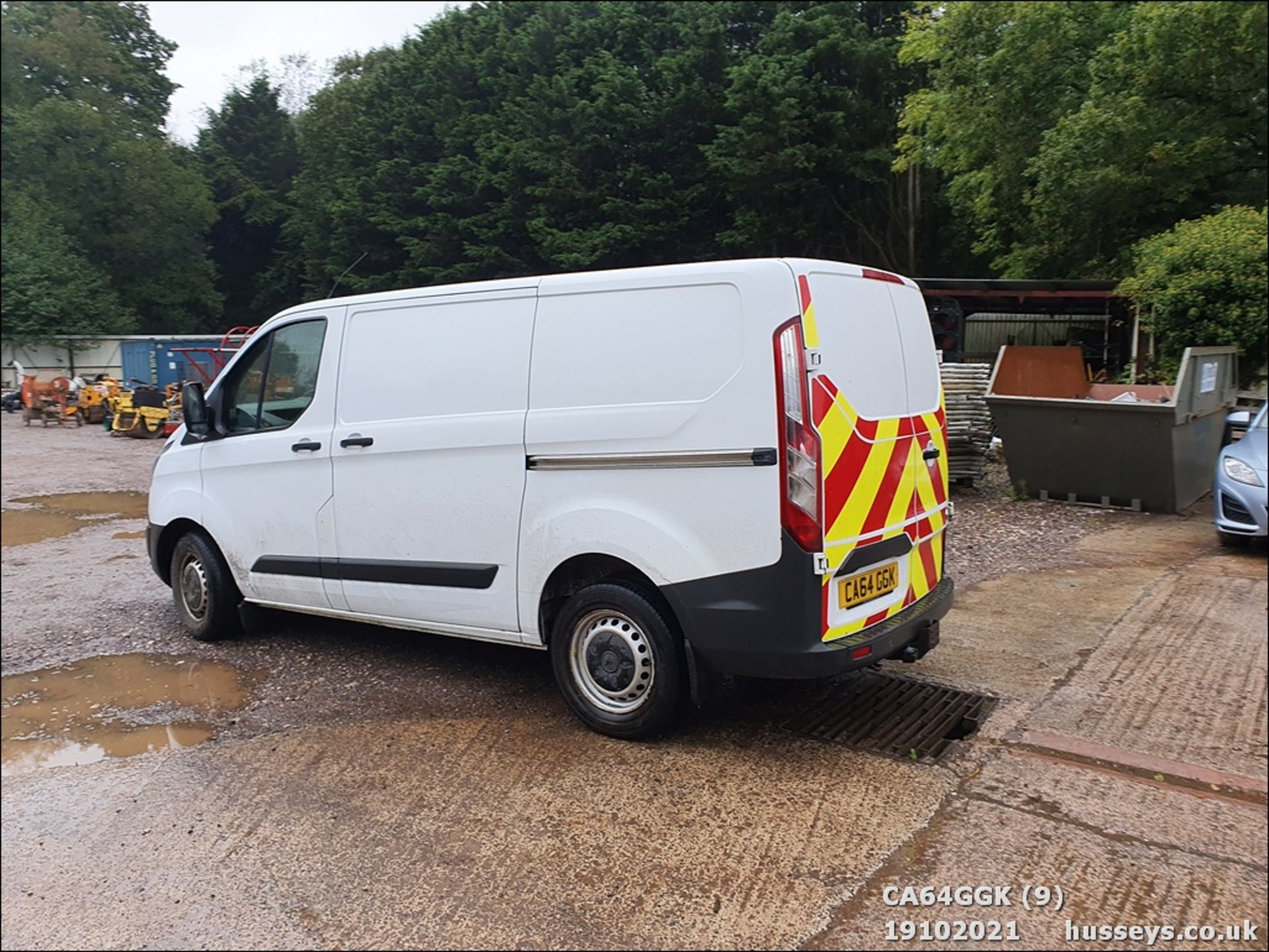 15/64 FORD TRANSIT CUSTOM 290 ECO-TE - 2198cc 5dr Van (White, 141k) - Image 9 of 11