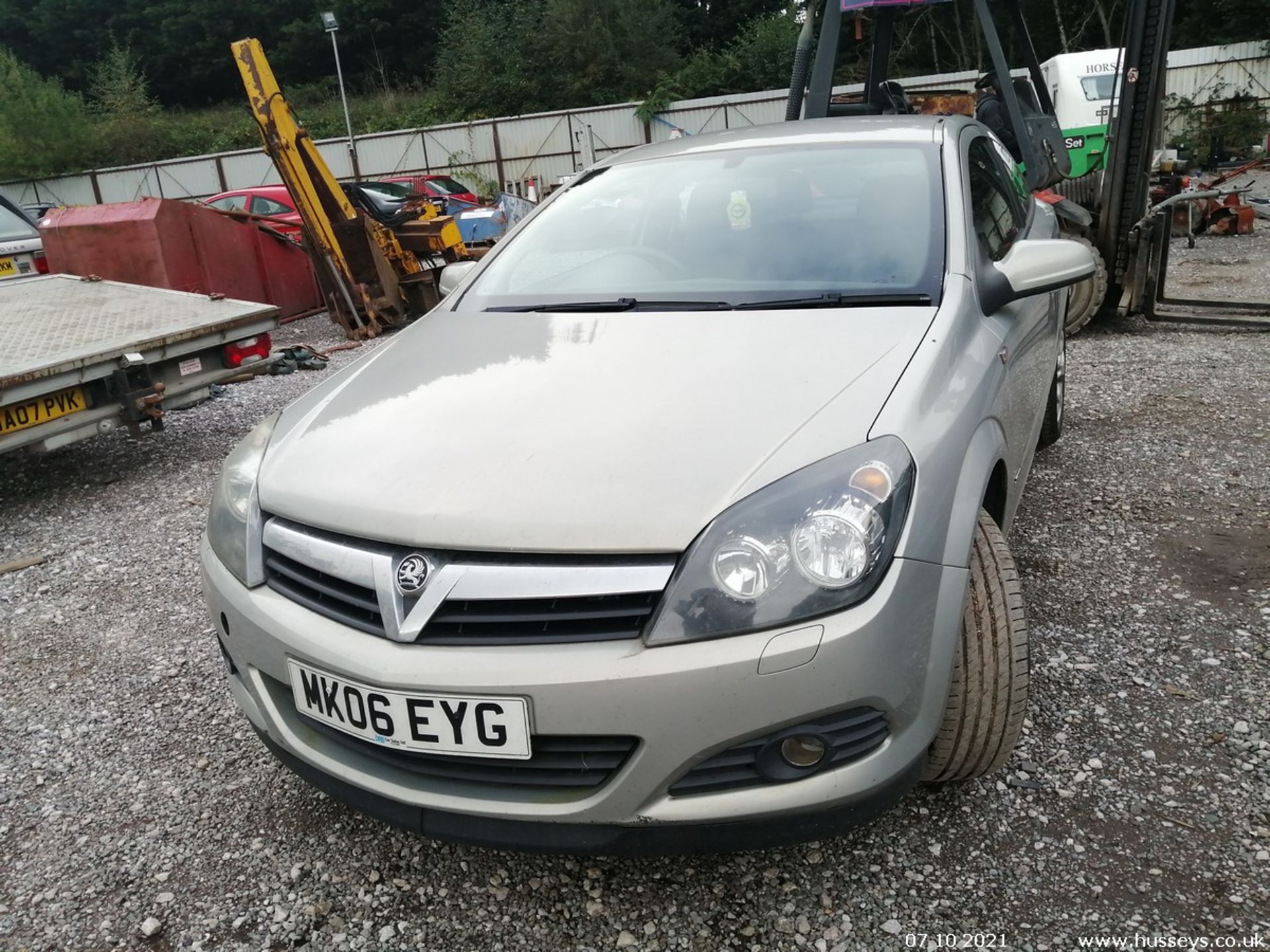 06/06 VAUXHALL ASTRA SXI - 1364cc 3dr Hatchback (Silver) - Image 4 of 26