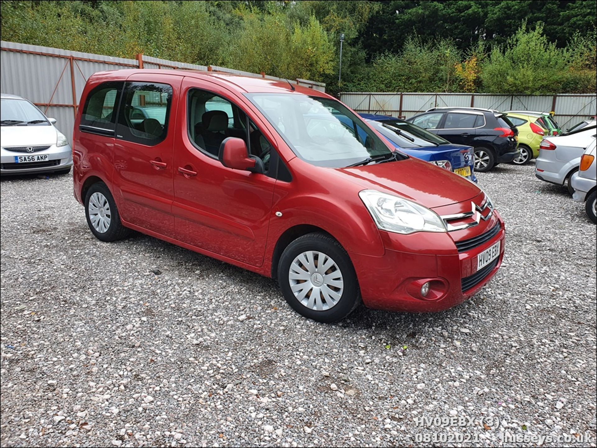 09/09 CITROEN BERLINGO M-SP VTR HDI 90 - 1560cc 5dr MPV (Red, 128k) - Image 2 of 14