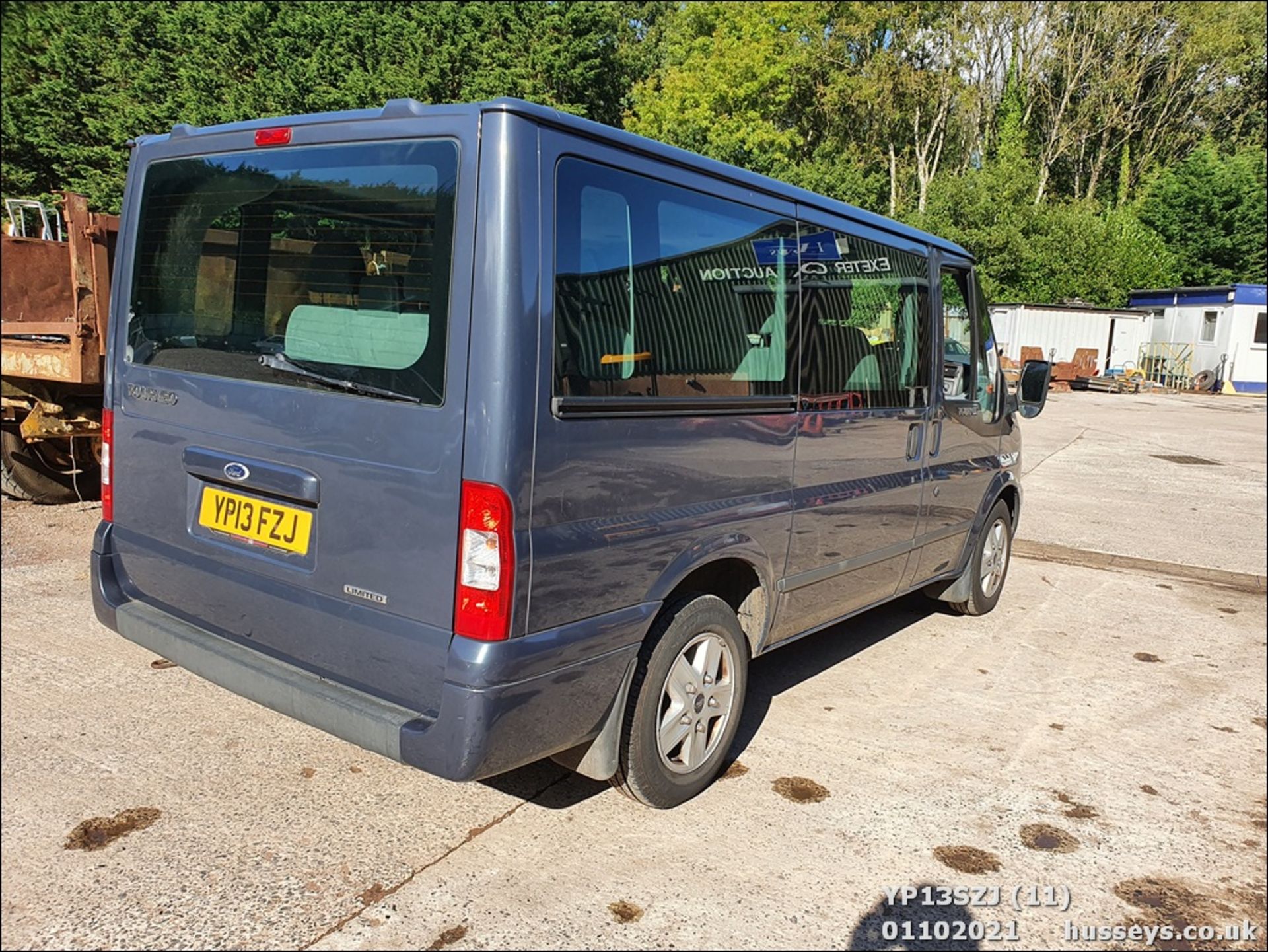 13/13 FORD TRANSIT 125 T280 FWD - 2198cc 5dr MPV (Grey) - Image 14 of 18