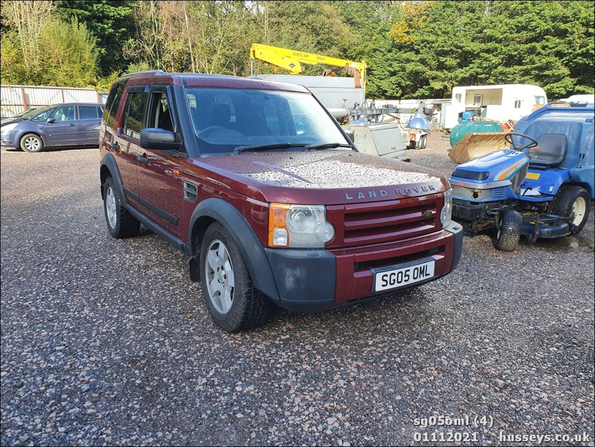 05/05 LAND ROVER DISCOVERY 3 TDV6 S - 2720cc 5dr Estate (Red, 152k) - Image 4 of 13