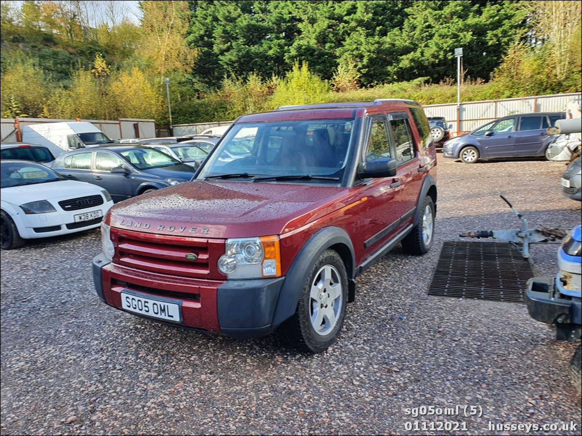 05/05 LAND ROVER DISCOVERY 3 TDV6 S - 2720cc 5dr Estate (Red, 152k) - Image 5 of 13