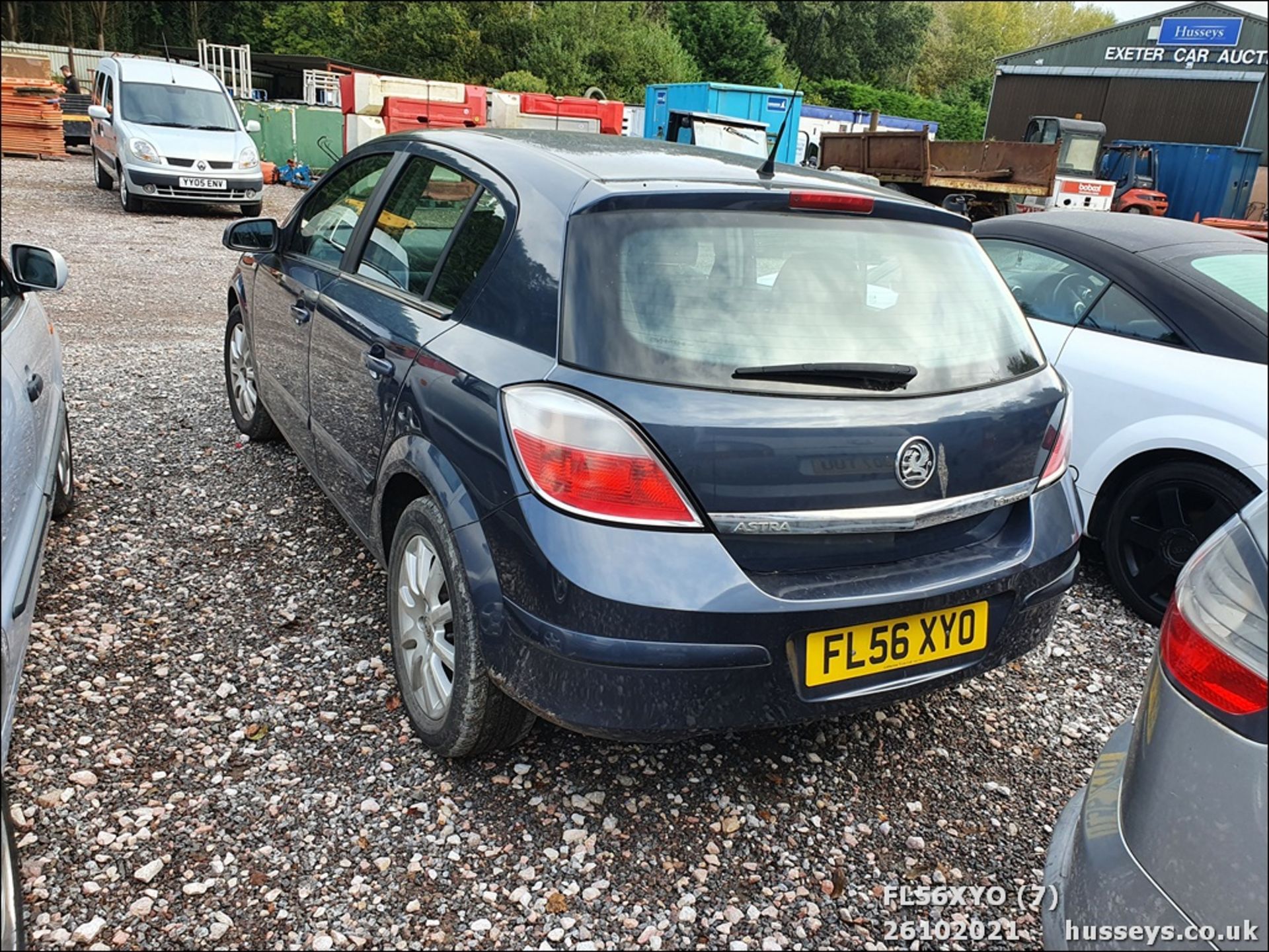 06/56 VAUXHALL ASTRA DESIGN TWINPORT - 1598cc 5dr Hatchback (Blue, 100k) - Image 7 of 14