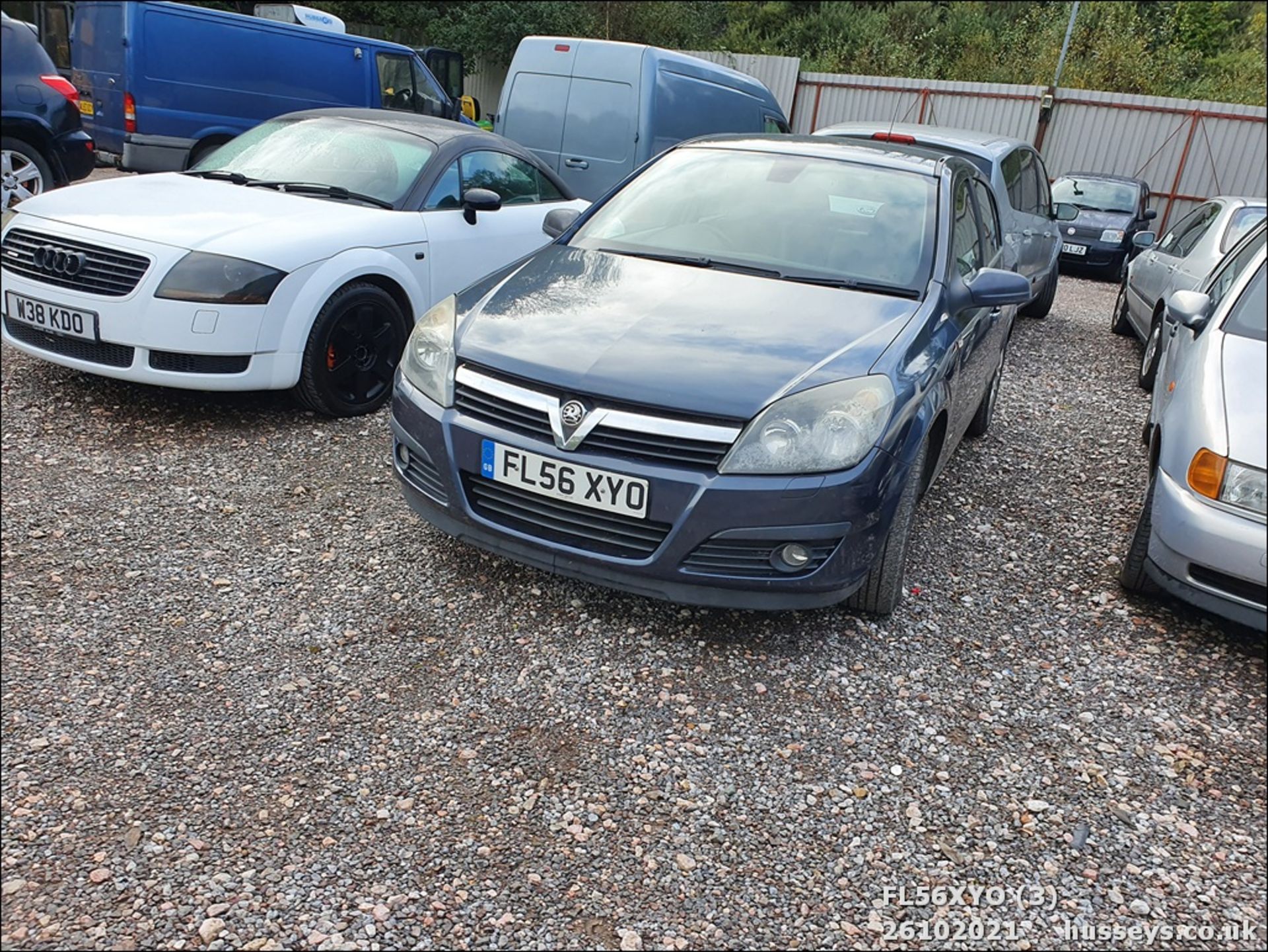 06/56 VAUXHALL ASTRA DESIGN TWINPORT - 1598cc 5dr Hatchback (Blue, 100k) - Image 4 of 14