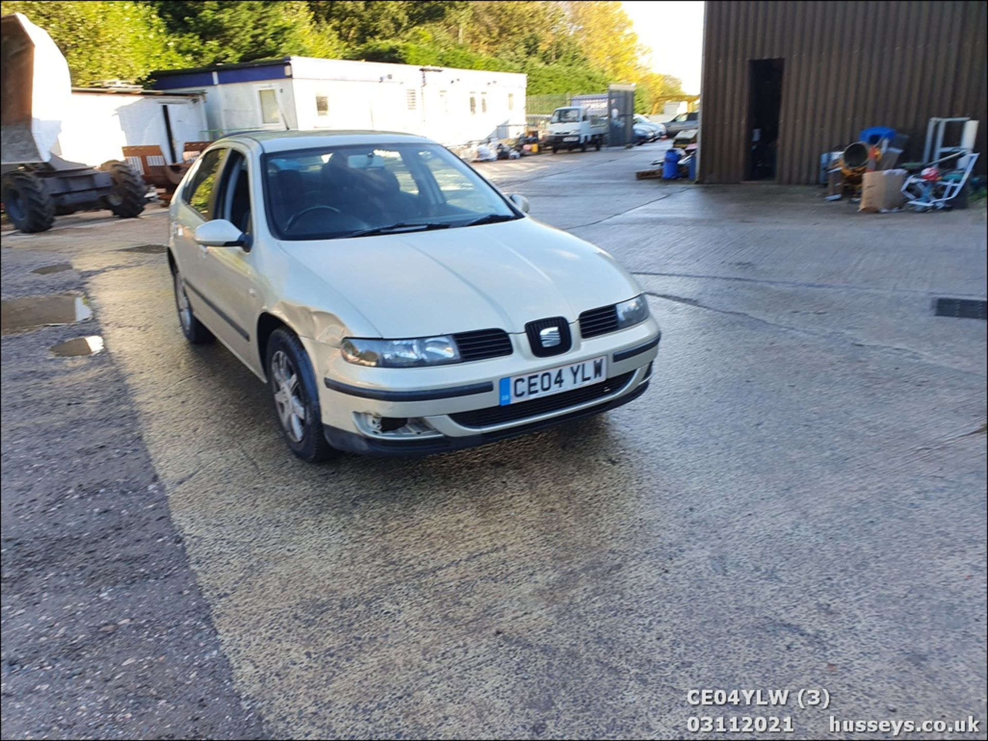 04/04 SEAT LEON S 16V - 1390cc 5dr Hatchback (Beige, 156k) - Image 11 of 17