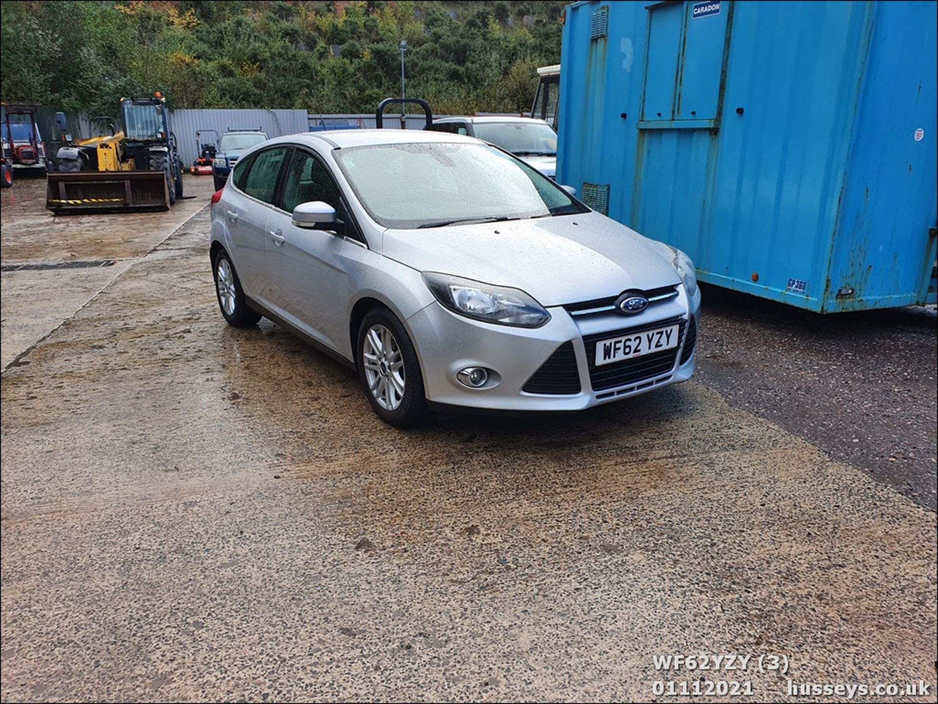 12/62 FORD FOCUS TITANIUM TDCI - 1560cc 5dr Hatchback (Silver, 88k) - Image 3 of 12