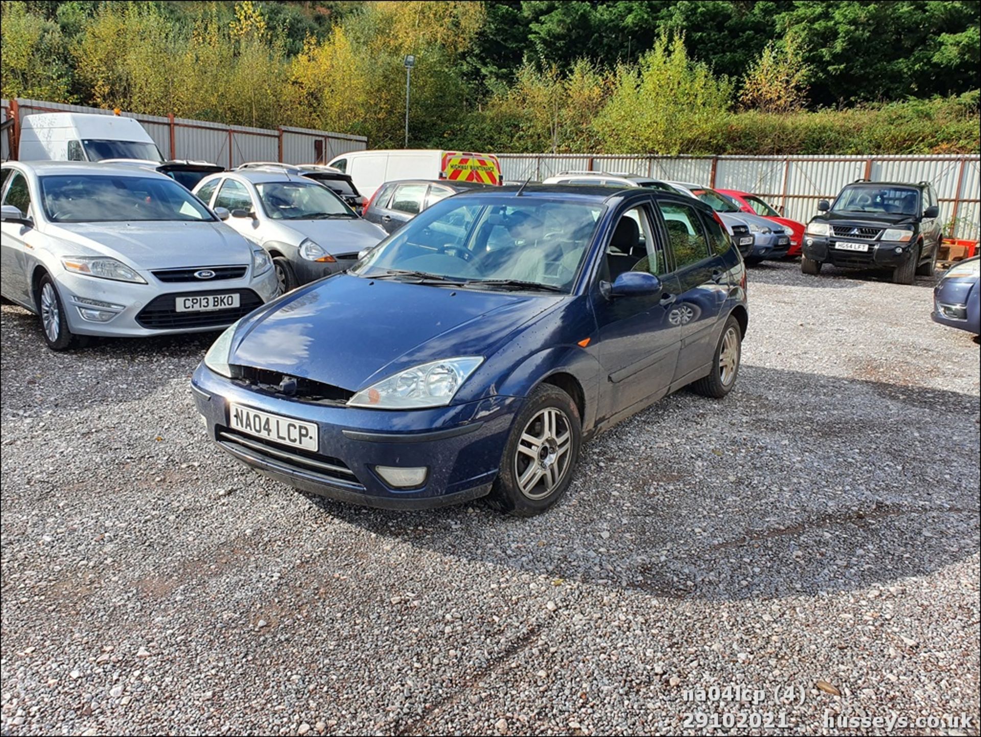 04/04 FORD FOCUS ZETEC - 1596cc 5dr Hatchback (Blue) - Image 3 of 15