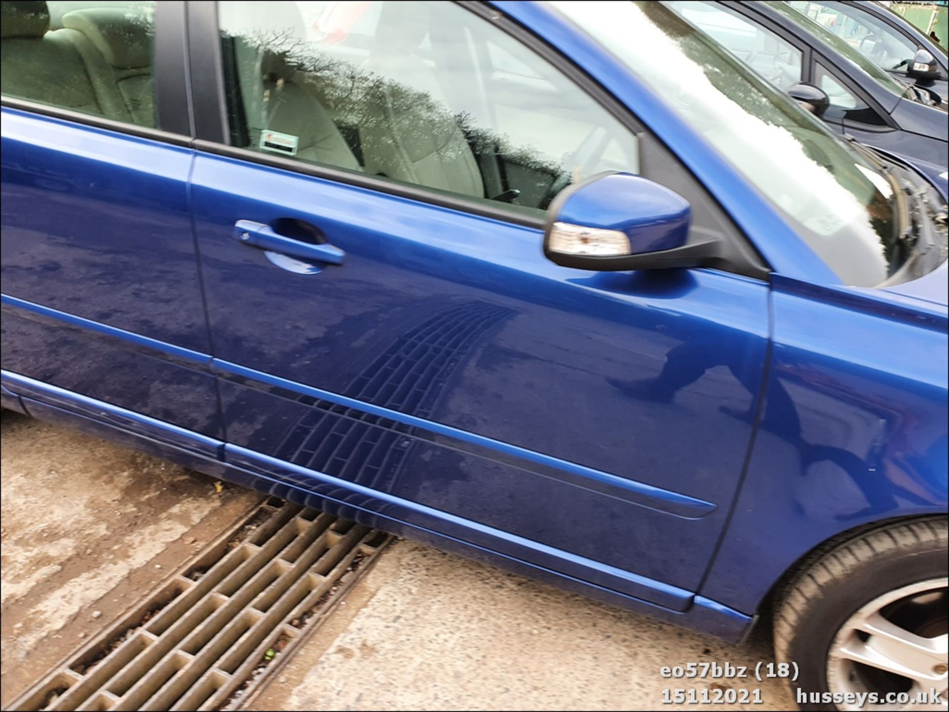 07/57 VOLVO S40 SE D - 1998cc 4dr Saloon (Blue, 105k) - Image 18 of 30