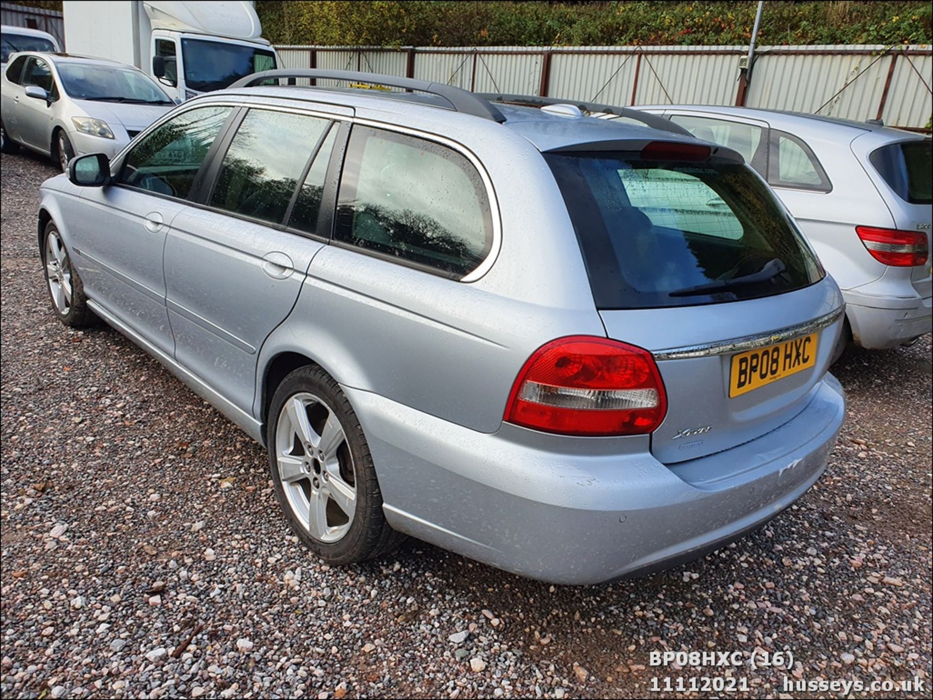 08/08 JAGUAR X-TYPE SOVEREIGN AUTO - 2198cc 5dr Estate (Silver, 190k) - Image 16 of 27