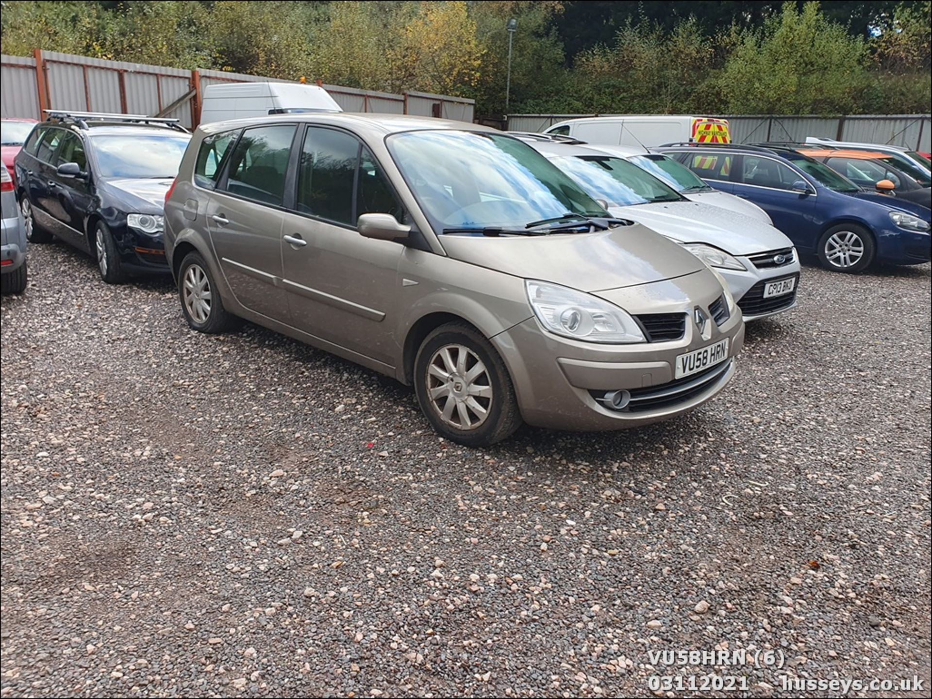 08/58 RENAULT G-SCENIC DYN-7 VVT - 1598cc 5dr MPV (Beige, 106k) - Image 6 of 12