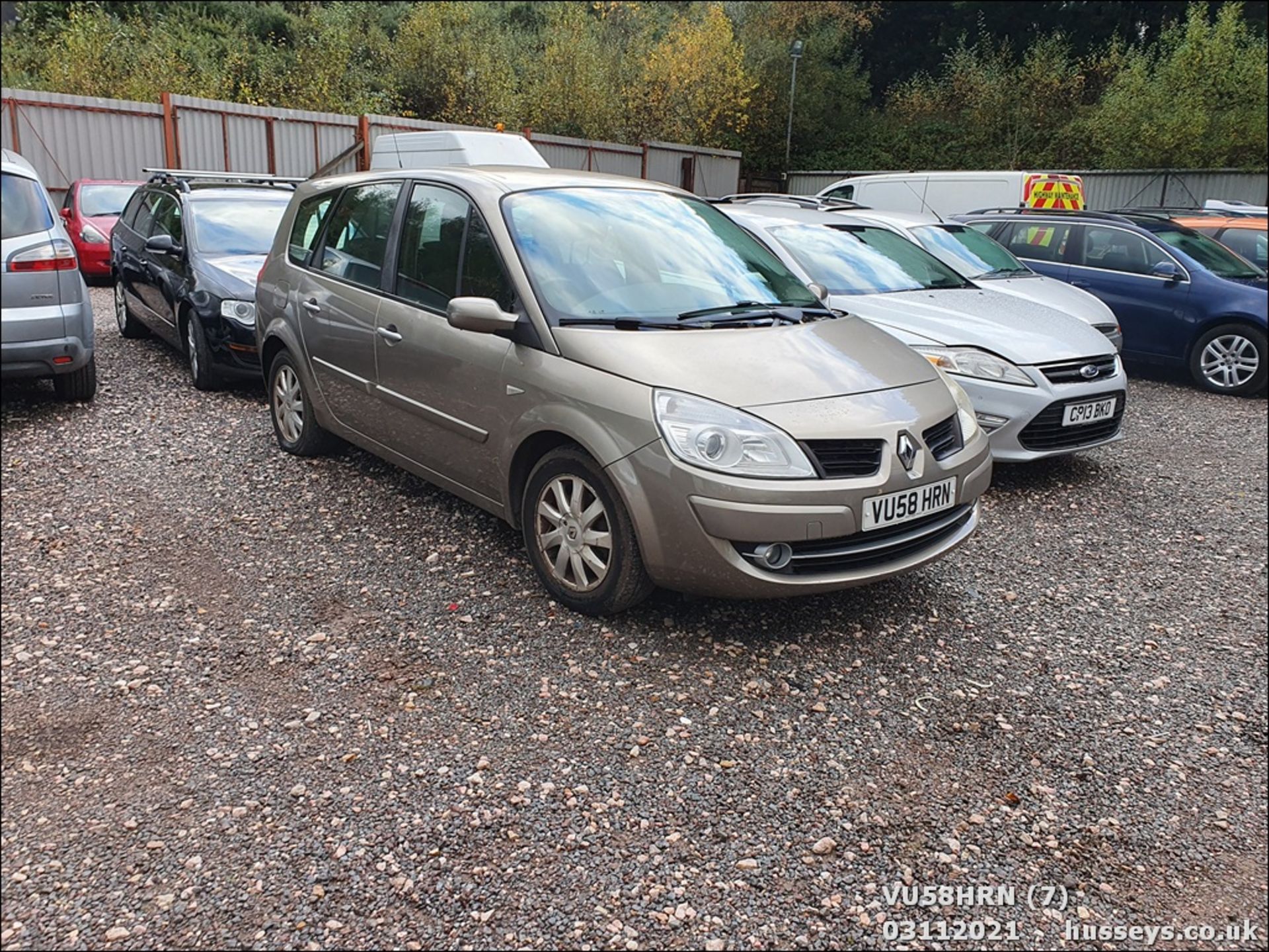 08/58 RENAULT G-SCENIC DYN-7 VVT - 1598cc 5dr MPV (Beige, 106k) - Image 7 of 12