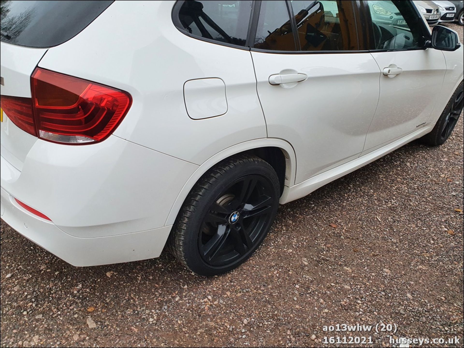 13/13 BMW X1 XDRIVE25D M SPORT AUTO - 1995cc 5dr Estate (White, 94k) - Image 28 of 35