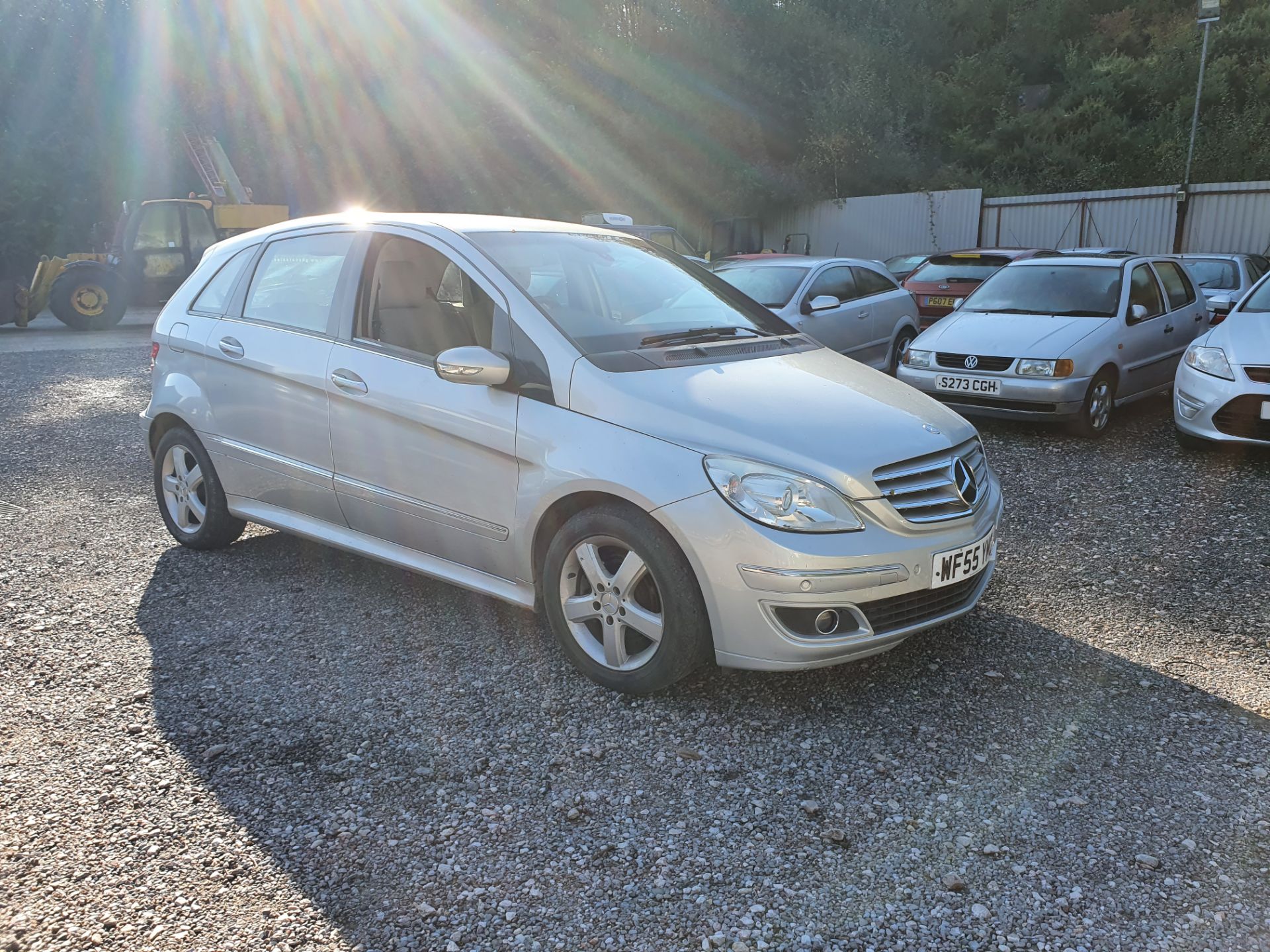 05/55 MERCEDES B200 CDI SE CVT - 1992cc 5dr MPV (Silver) - Image 2 of 17