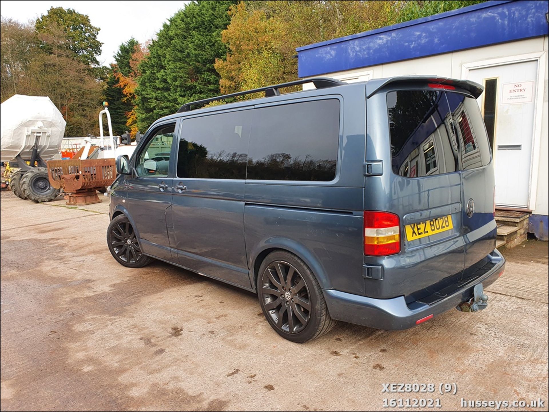 2009 VOLKSWAGEN TRANSPORTER T30 130 TDI SWB - 2460cc 5dr Van (Grey, 167k) - Image 10 of 45