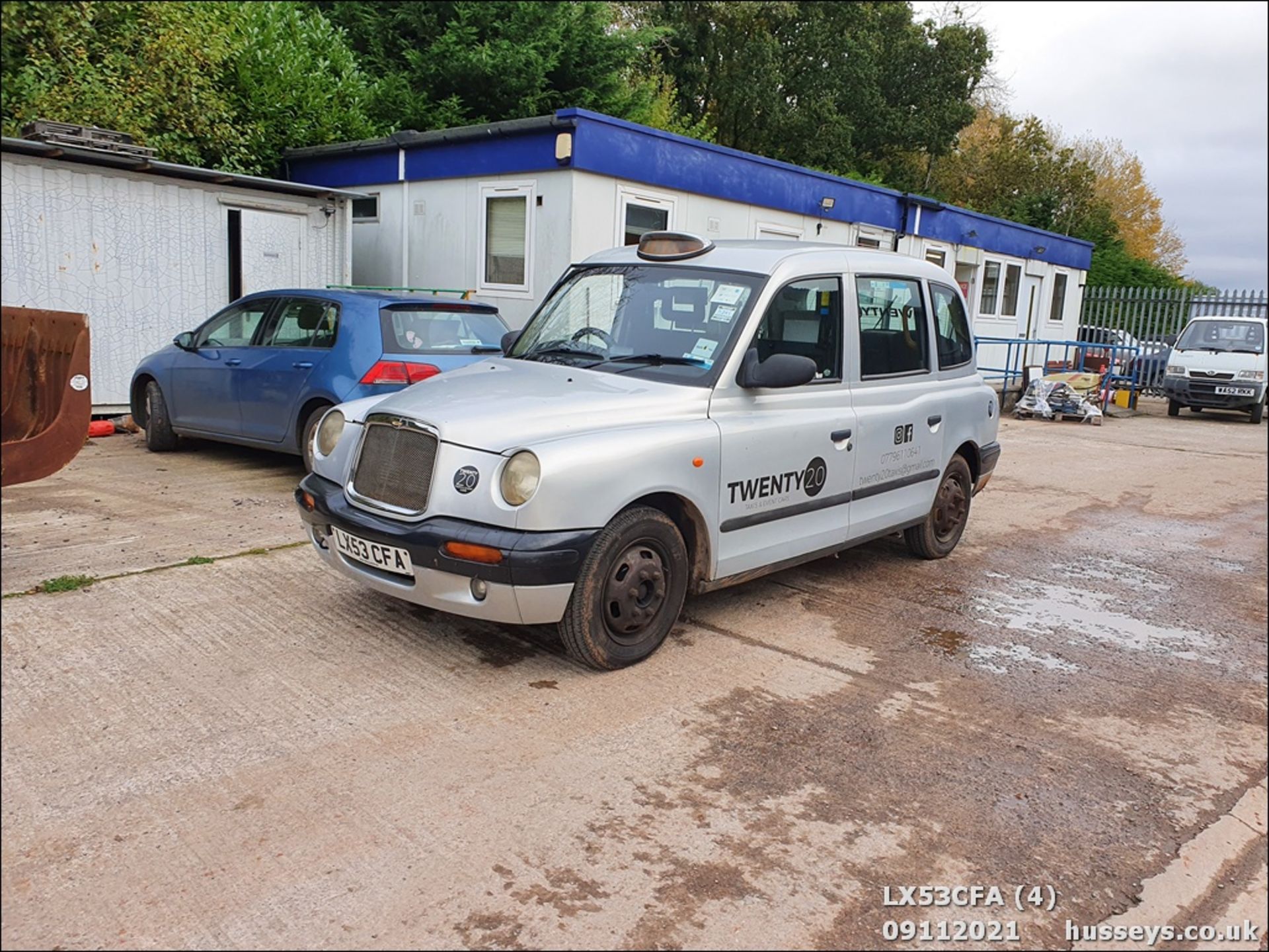 04/53 LONDON TAXIS INT TXII SILVER AUTO - 2402cc (Silver, 112k) - Image 4 of 20