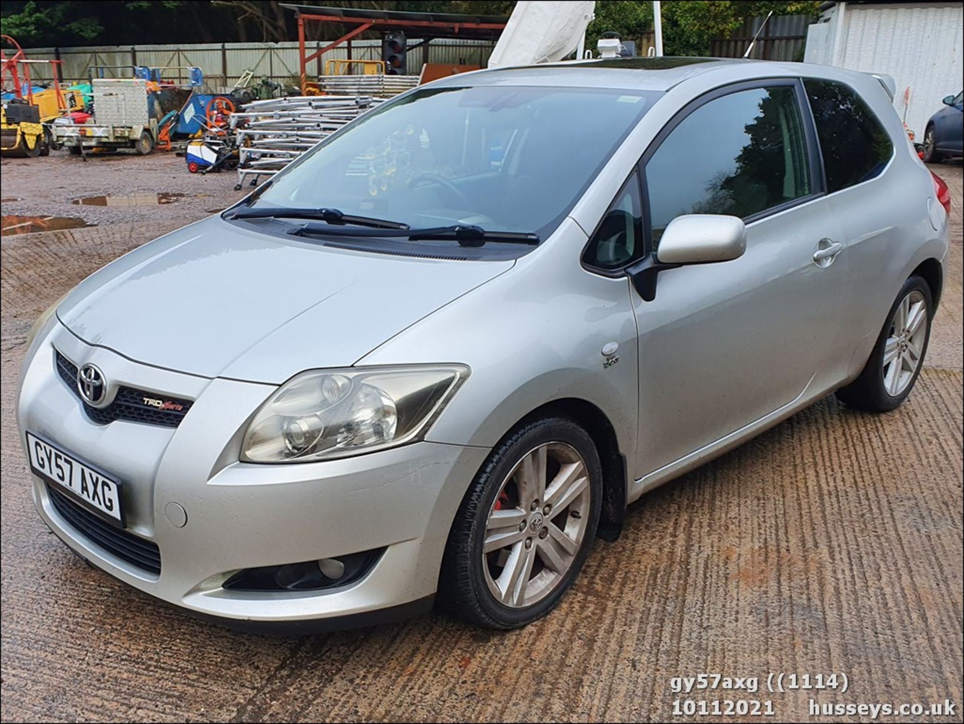 07/57 TOYOTA AURIS T180 D-CAT - 2231cc 3dr Hatchback (Silver, 88k)