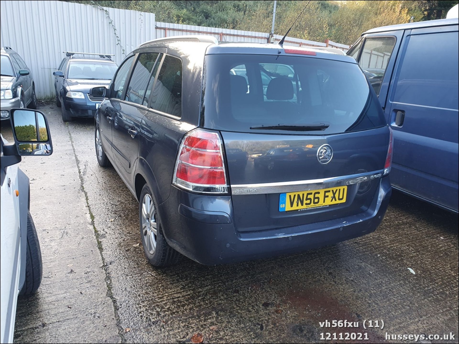 06/56 VAUXHALL ZAFIRA ENERGY CDTI - 1910cc 5dr MPV (Blue, 126k) - Image 11 of 26