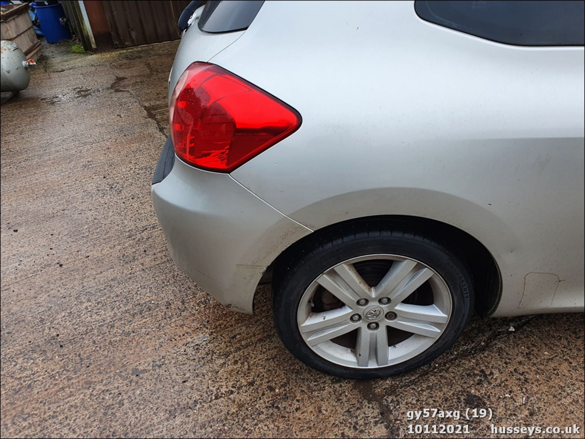 07/57 TOYOTA AURIS T180 D-CAT - 2231cc 3dr Hatchback (Silver, 88k) - Image 19 of 25