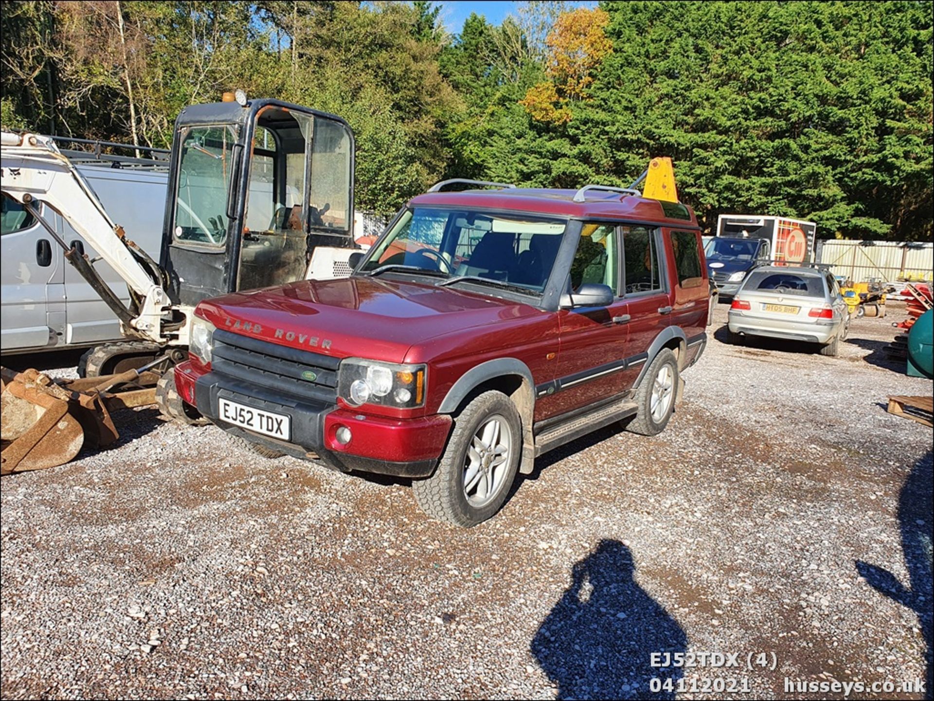03/52 LAND ROVER DISCOVERY TD5 XS AUTO - 2495cc 5dr Estate (Red, 152k) - Image 4 of 18