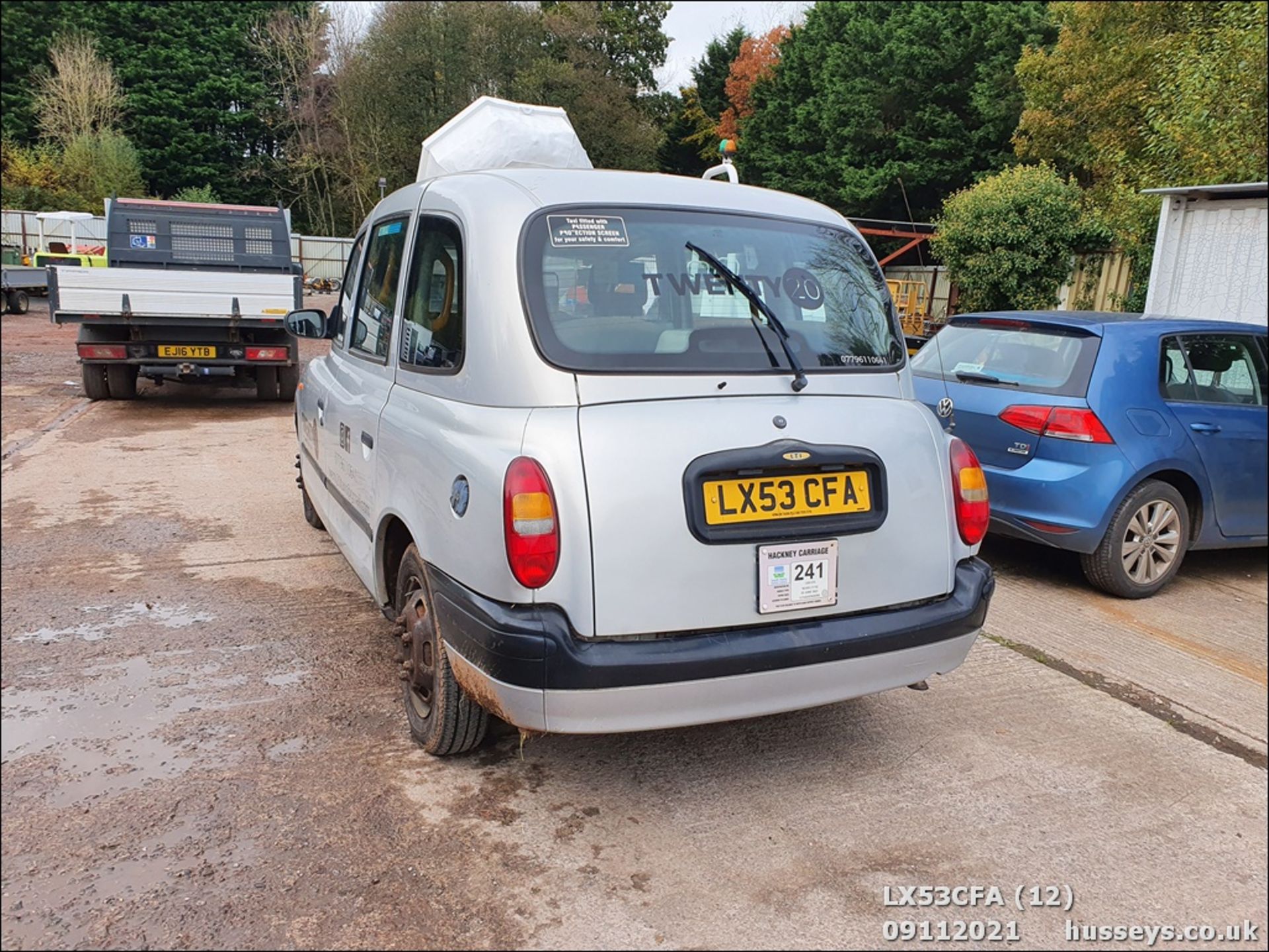 04/53 LONDON TAXIS INT TXII SILVER AUTO - 2402cc (Silver, 112k) - Image 12 of 20