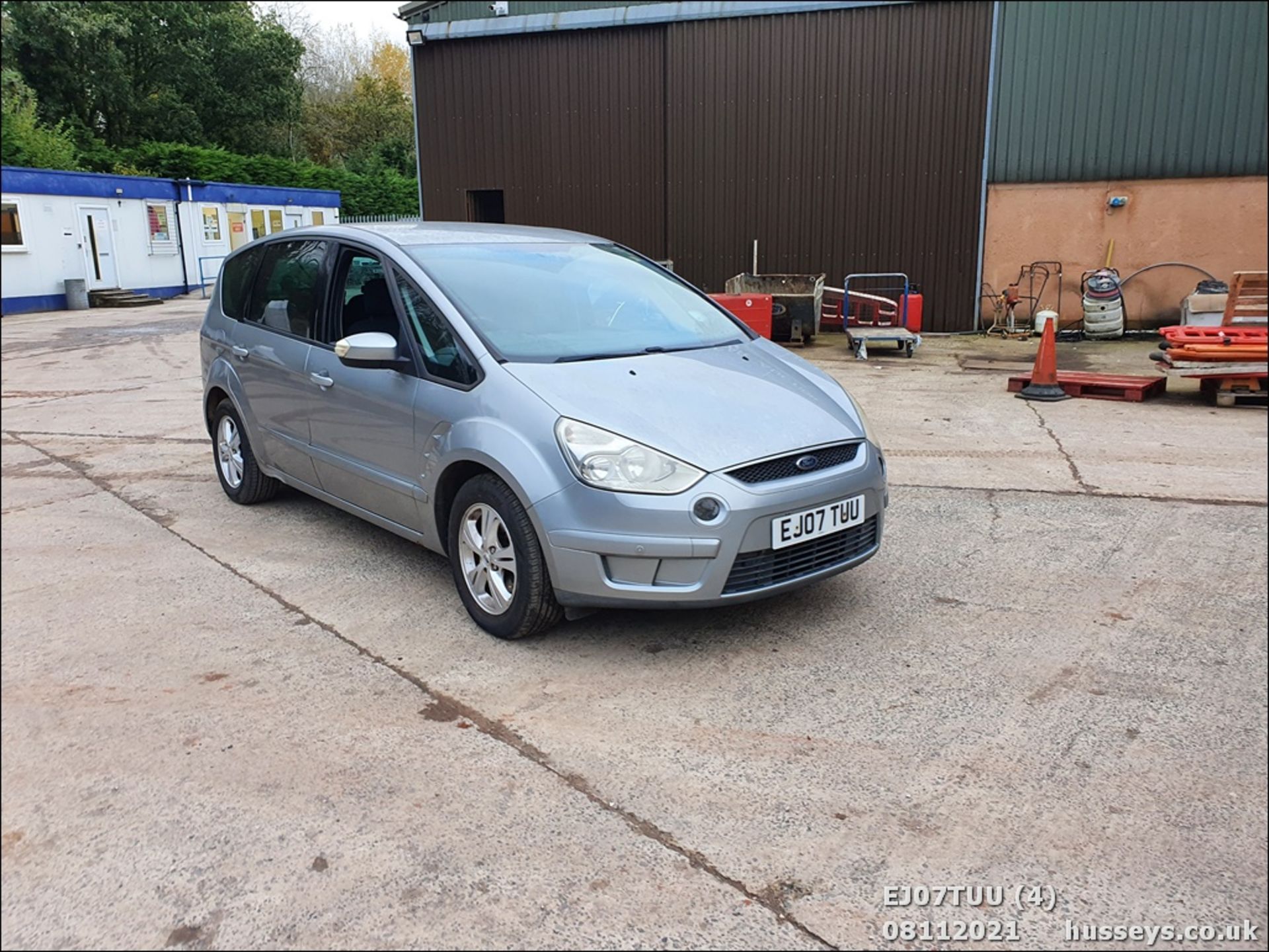 07/07 FORD S-MAX ZETEC - 1999cc 5dr MPV (Silver, 116k) - Image 4 of 29