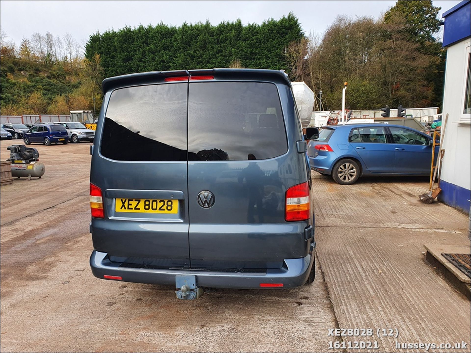 2009 VOLKSWAGEN TRANSPORTER T30 130 TDI SWB - 2460cc 5dr Van (Grey, 167k) - Image 13 of 45