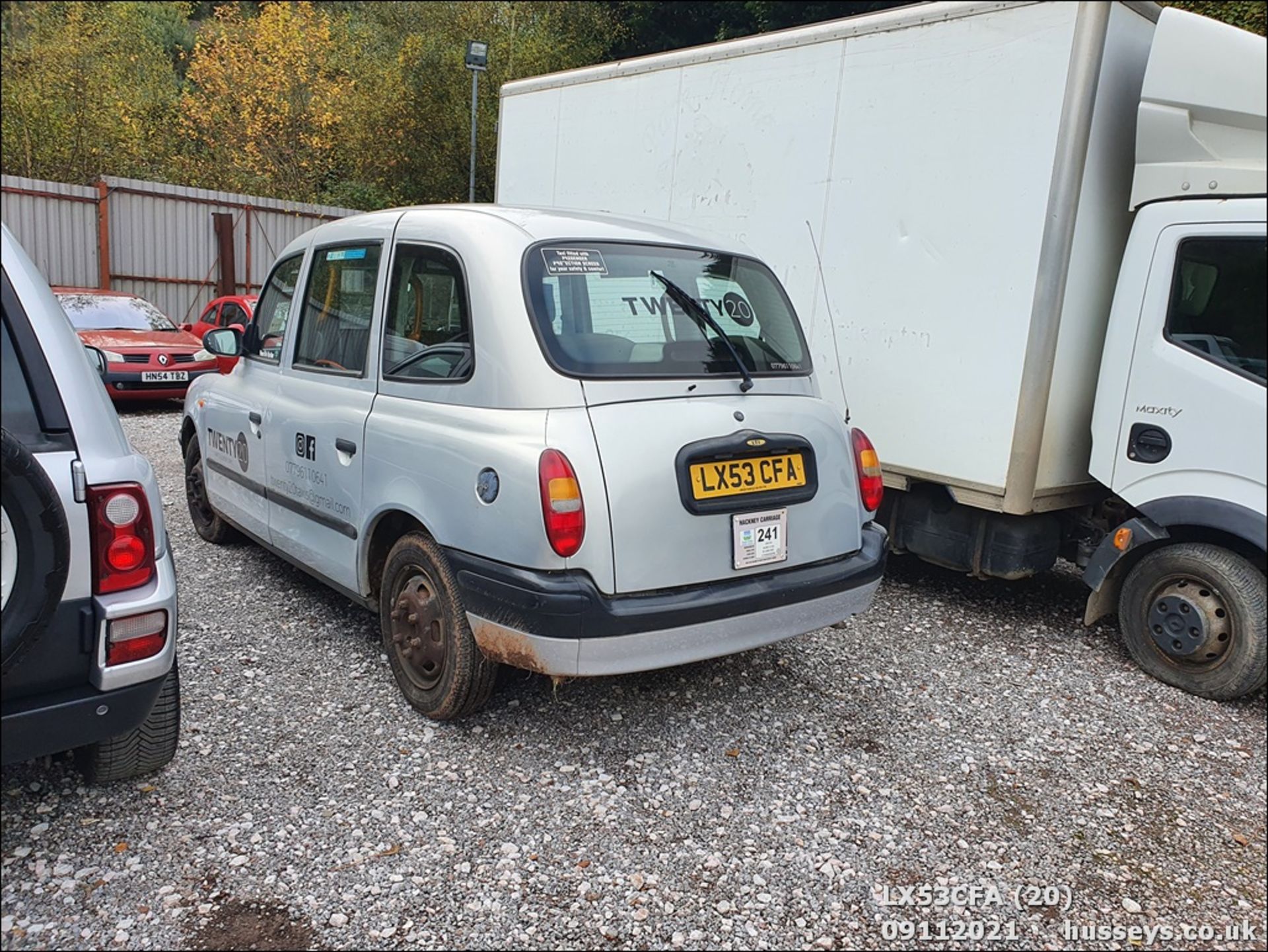 04/53 LONDON TAXIS INT TXII SILVER AUTO - 2402cc (Silver, 112k) - Image 19 of 20