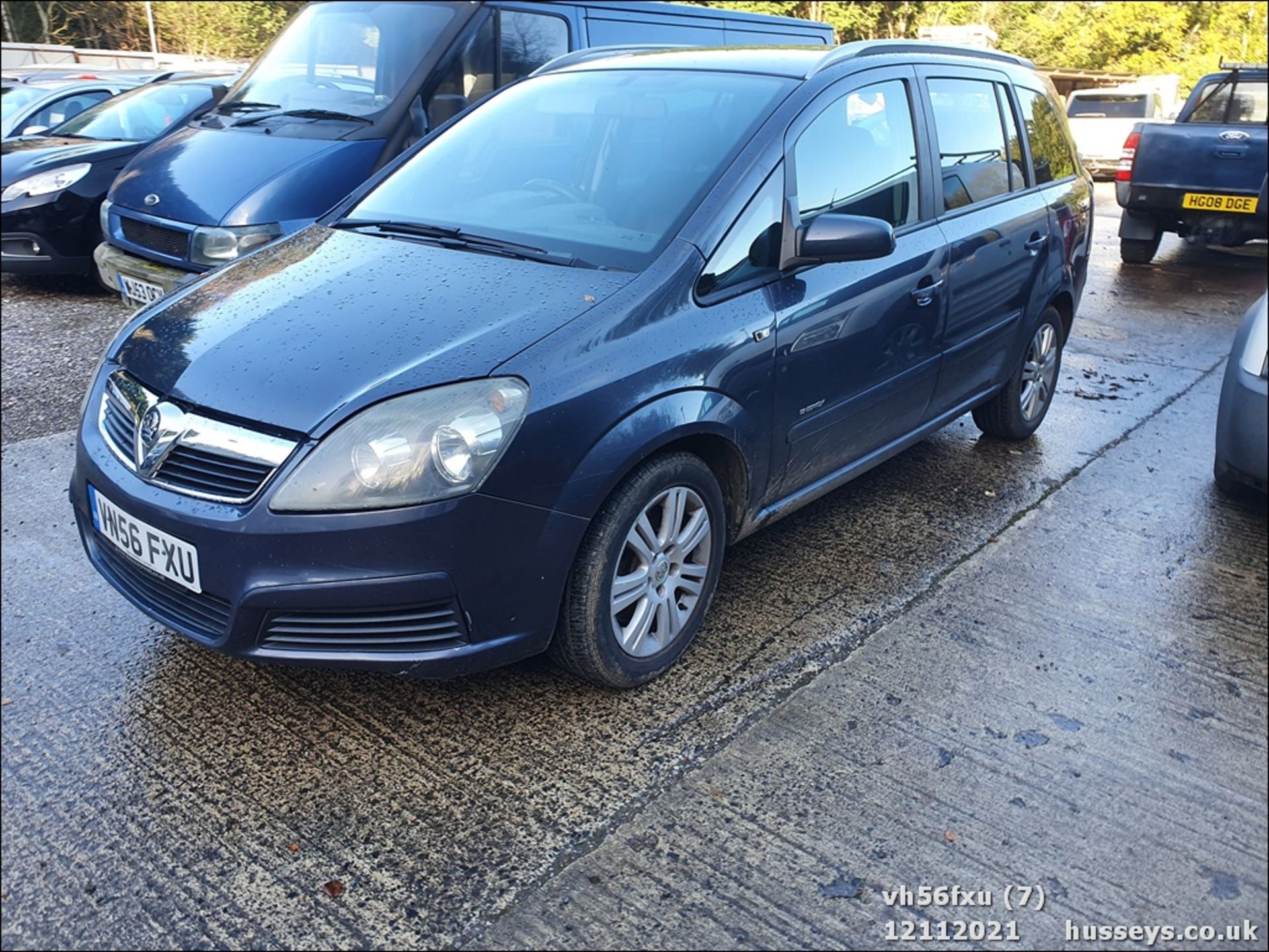 06/56 VAUXHALL ZAFIRA ENERGY CDTI - 1910cc 5dr MPV (Blue, 126k) - Image 7 of 26