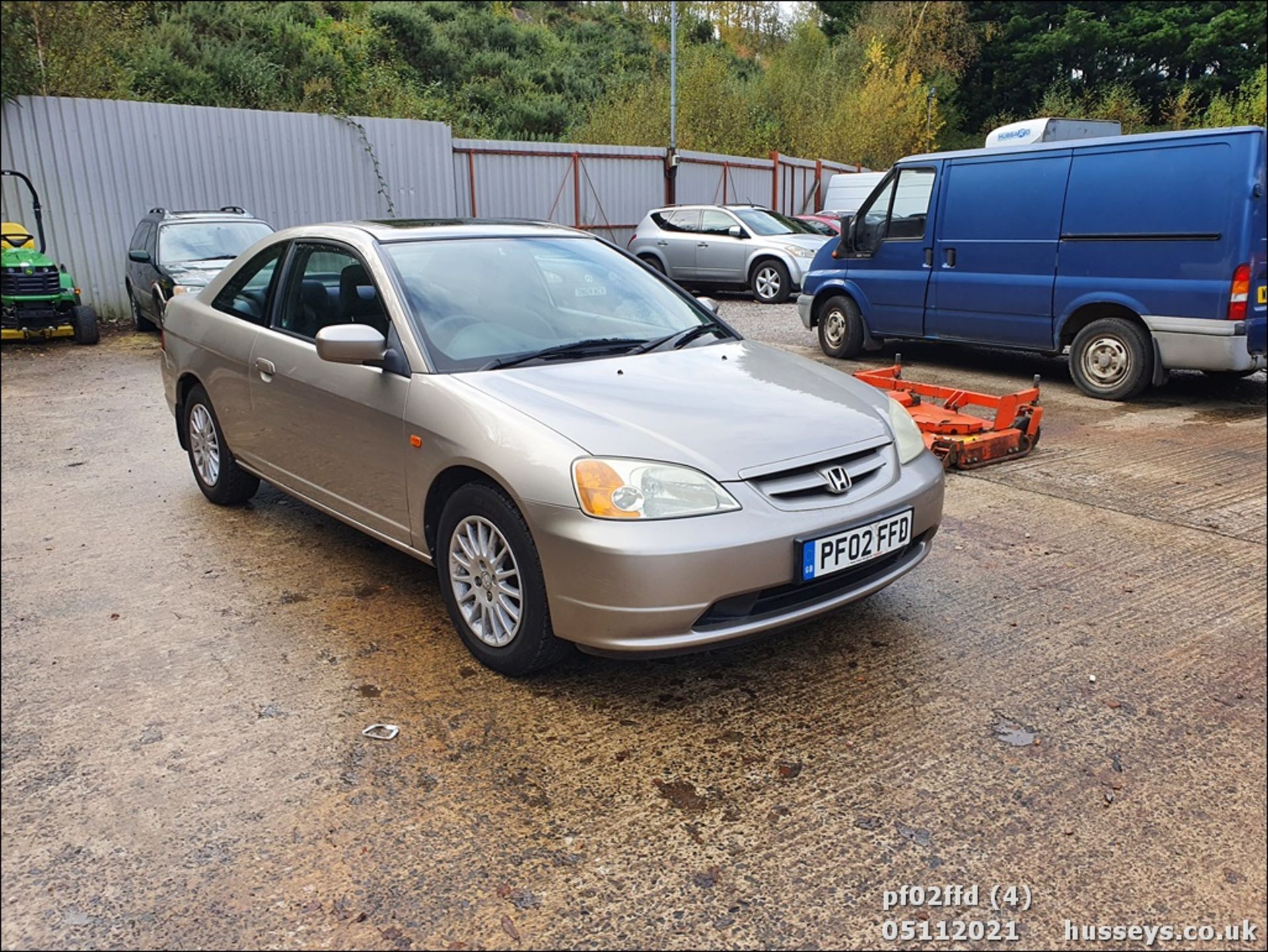 02/02 HONDA CIVIC COUPE AUTO - 1668cc 2dr Coupe (Gold, 65k) - Image 4 of 14