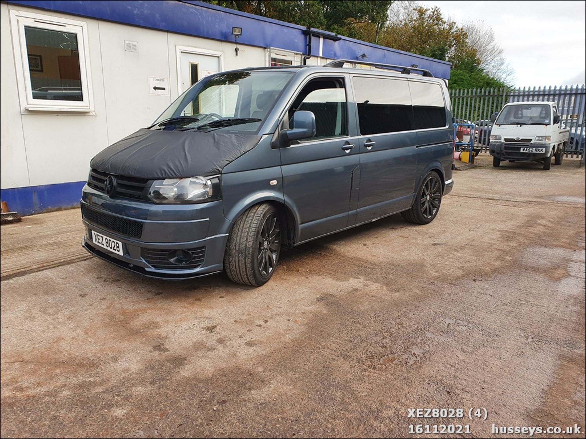 2009 VOLKSWAGEN TRANSPORTER T30 130 TDI SWB - 2460cc 5dr Van (Grey, 167k) - Image 5 of 45