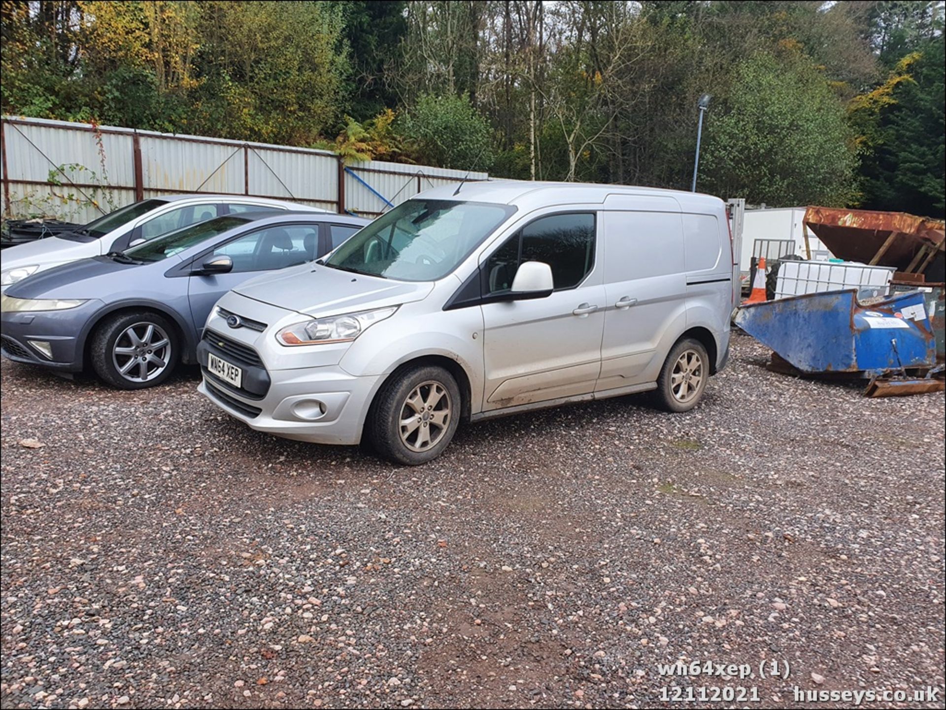 14/64 FORD TRANSIT CONNECT 200 LIMIT - 1560cc 5dr Van (Silver, 82k) - Image 2 of 27