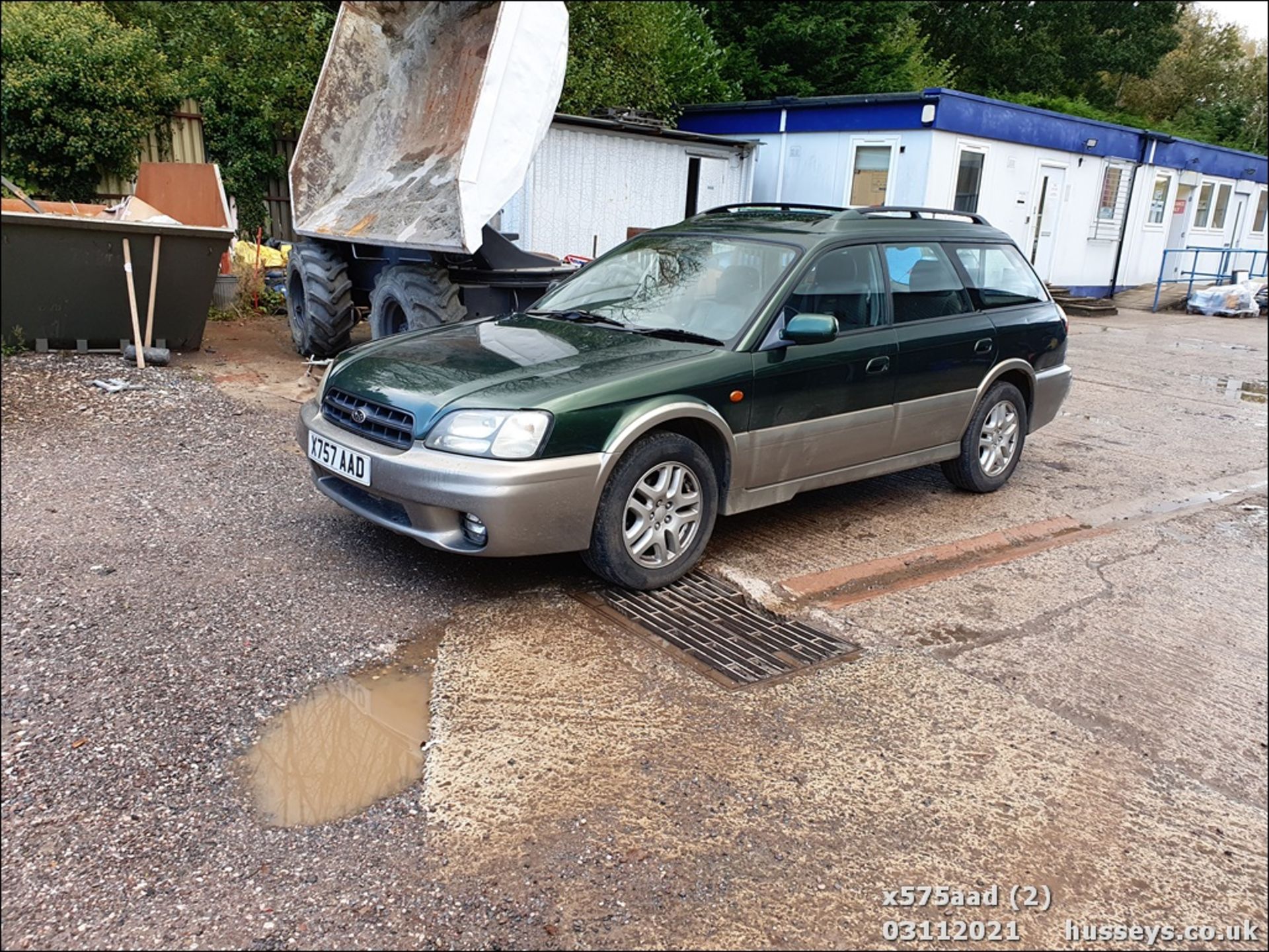 2000 SUBARU LEGACY OUTBACK AWD AUTO - 2457cc 5dr Estate (Green/grey, 93k) - Image 2 of 19