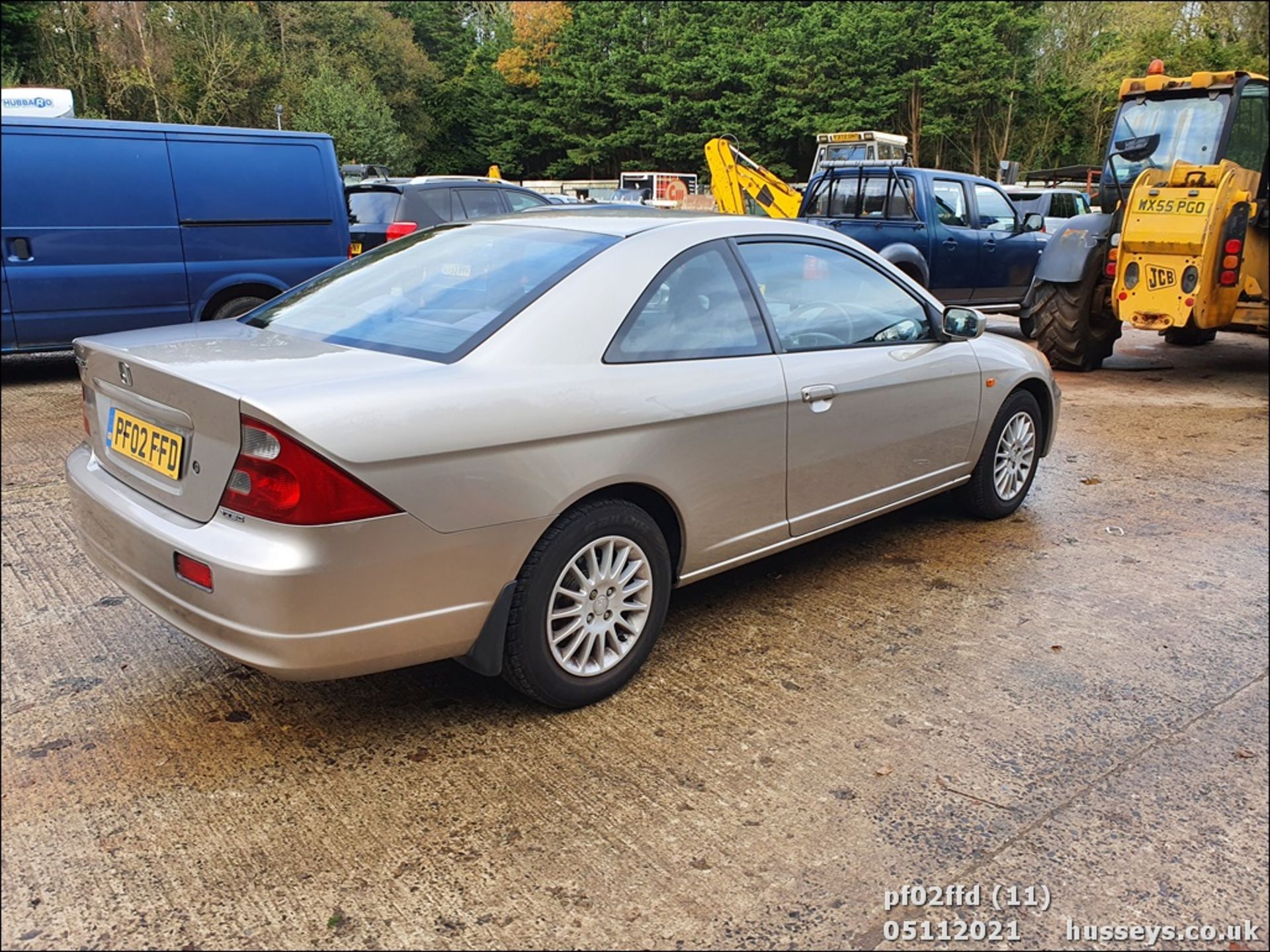 02/02 HONDA CIVIC COUPE AUTO - 1668cc 2dr Coupe (Gold, 65k) - Image 11 of 14