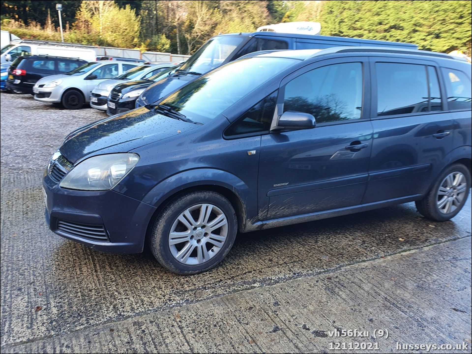 06/56 VAUXHALL ZAFIRA ENERGY CDTI - 1910cc 5dr MPV (Blue, 126k) - Image 9 of 26