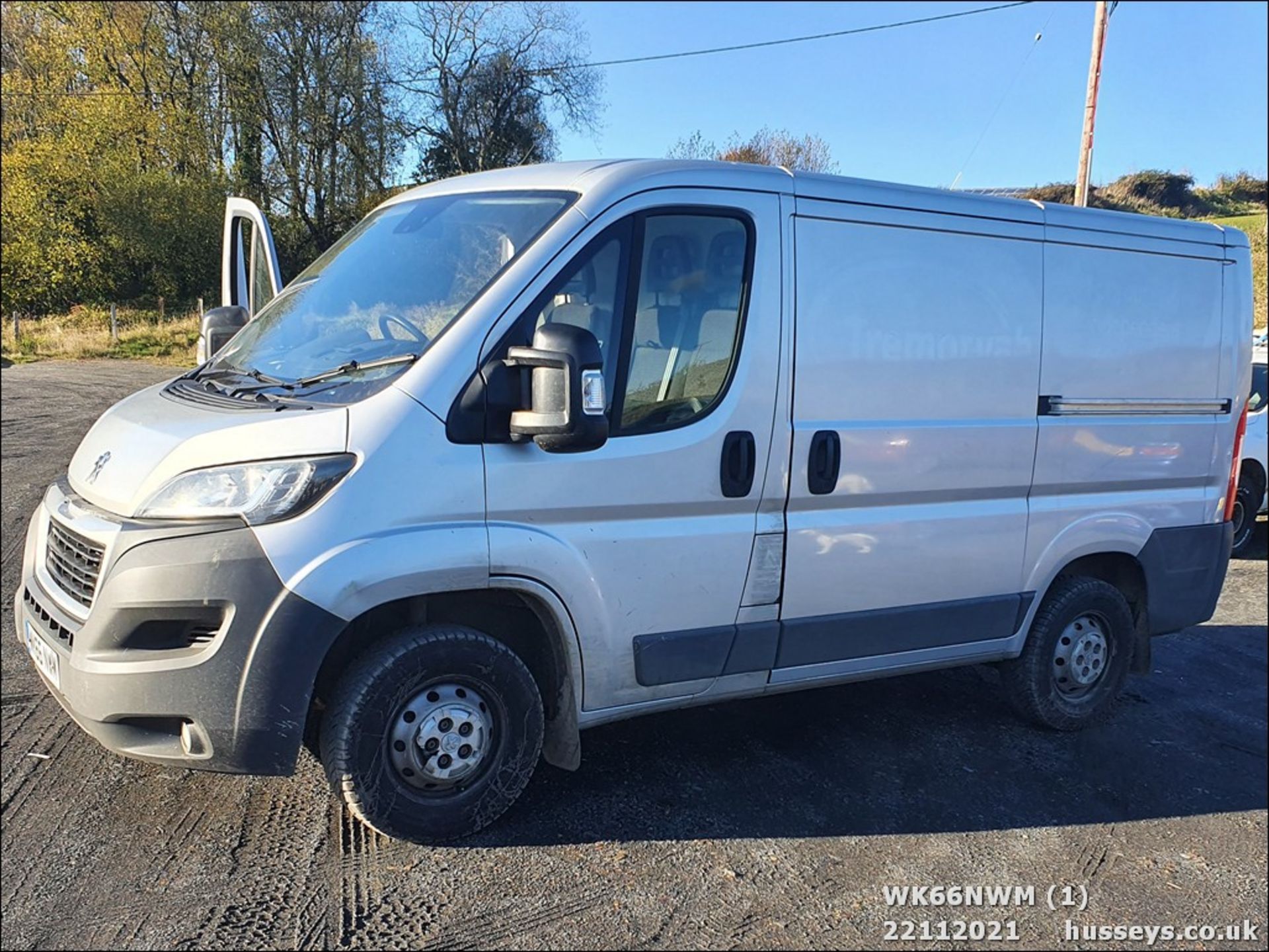 16/66 PEUGEOT BOXER 333 PRO L1H1 BLUE H - 1997cc 5dr Van (Silver, 76k)