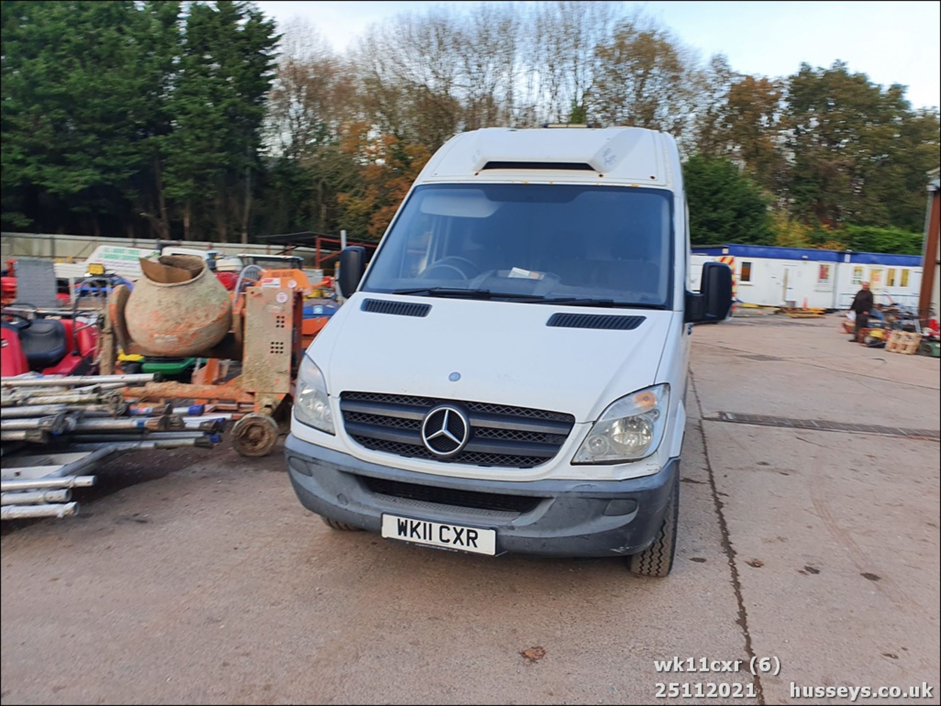 11/11 MERCEDES-BENZ SPRINTER 313 CDI - 2143cc 5dr Van (White) - Image 6 of 21