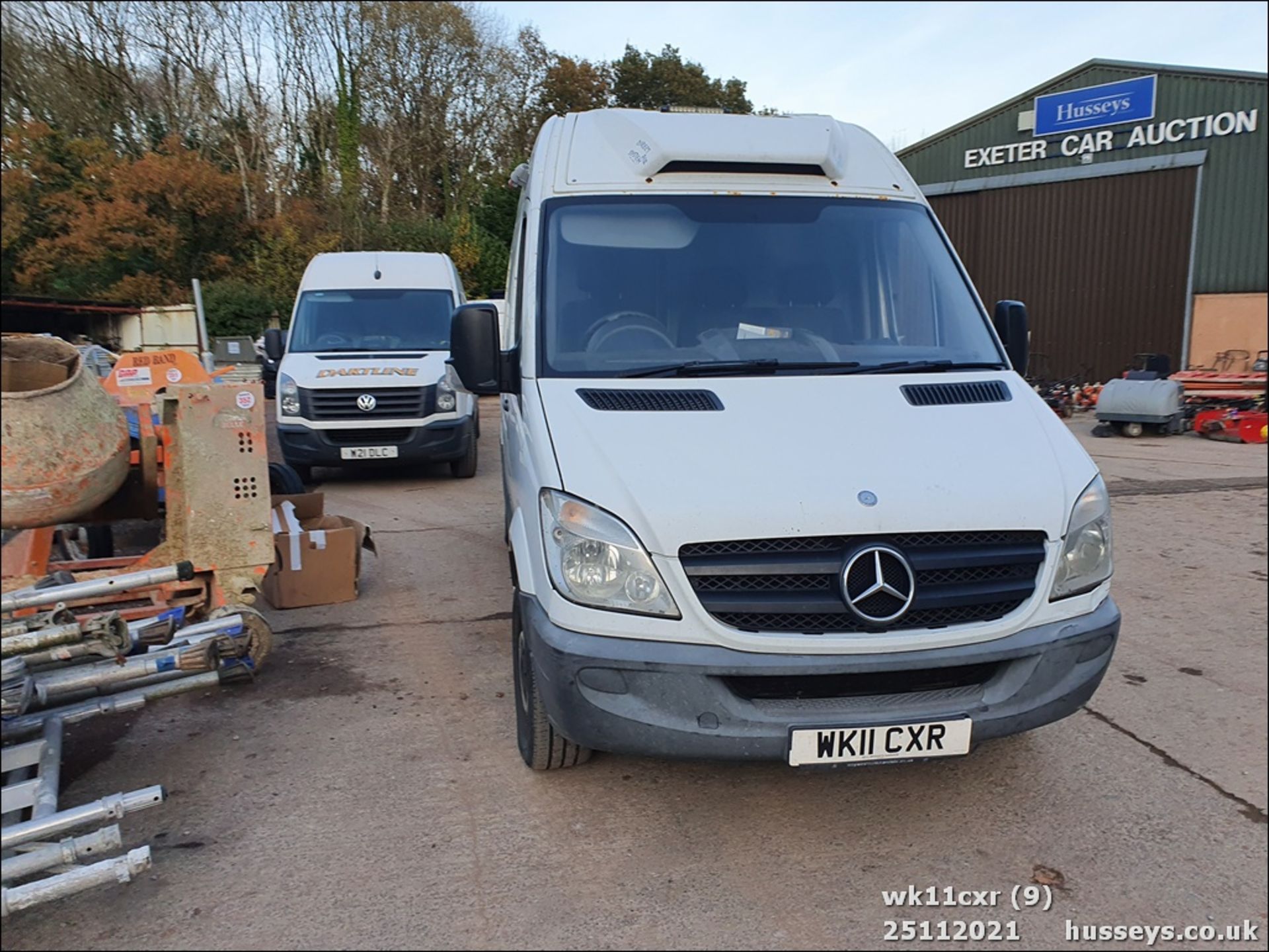 11/11 MERCEDES-BENZ SPRINTER 313 CDI - 2143cc 5dr Van (White) - Image 9 of 21