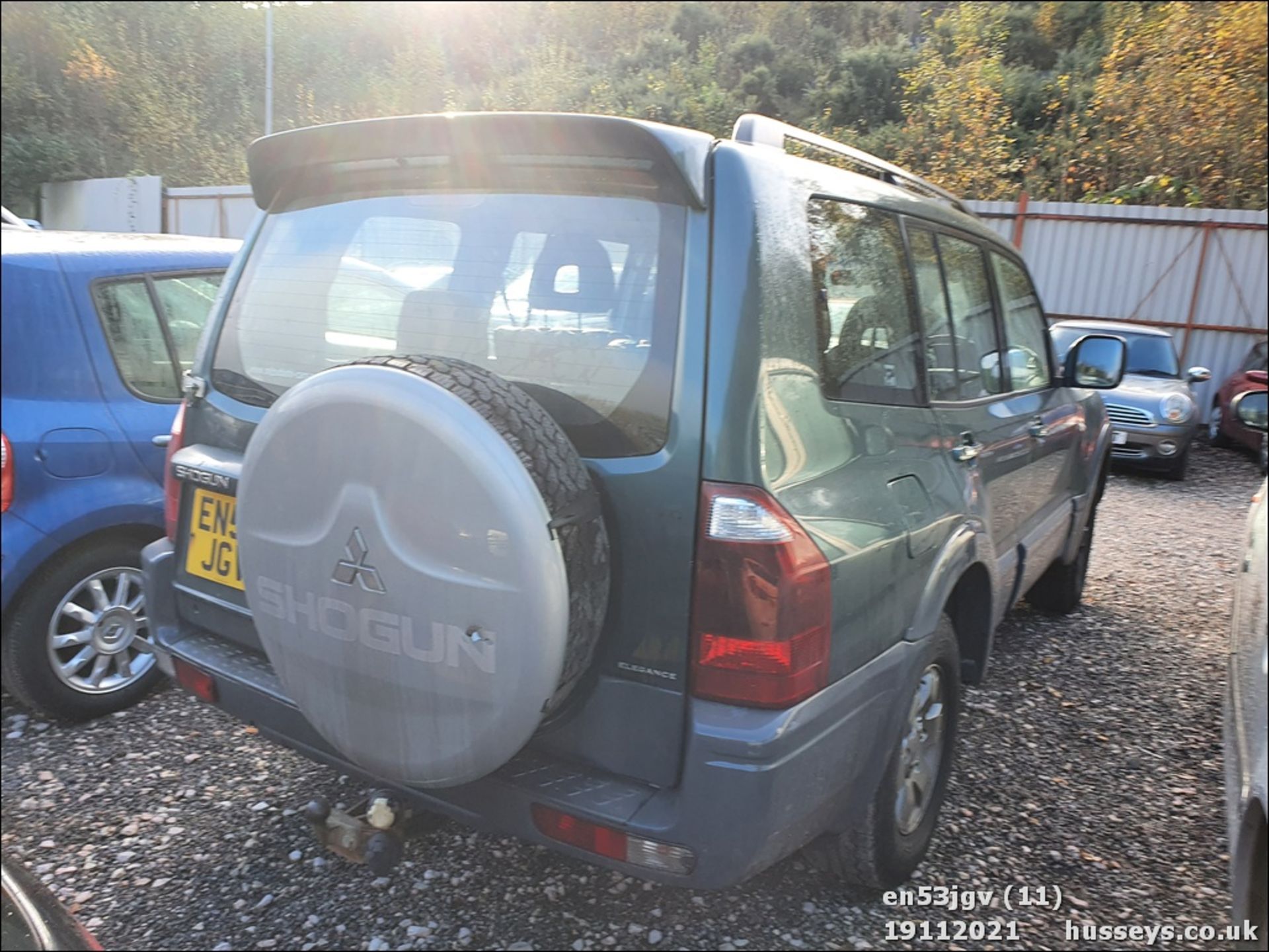 04/53 MITSUBISHI SHOGUN DI-D ELEG-CE LWB A - 3200cc 5dr Estate (Green/grey, 172k) - Image 11 of 21